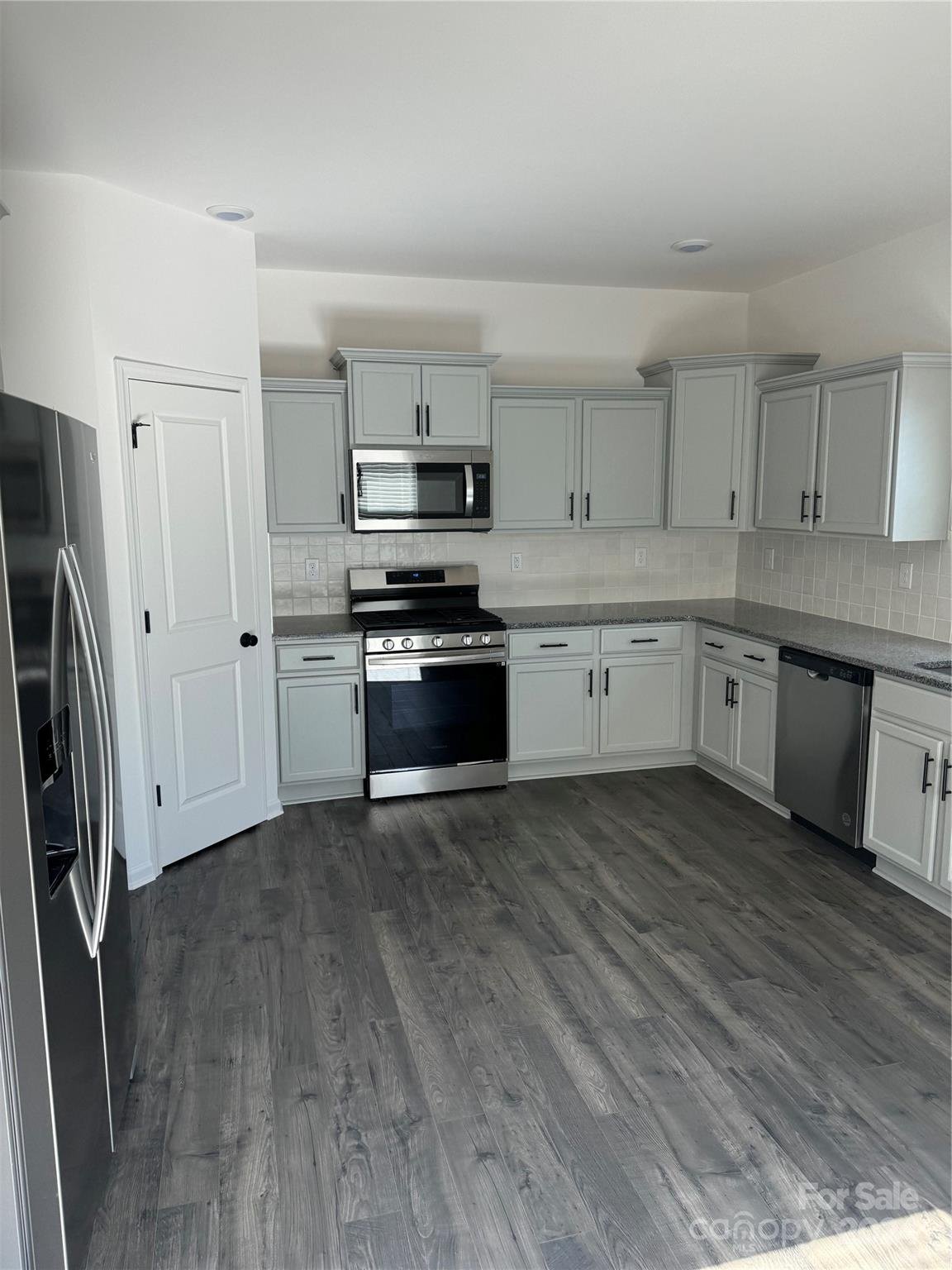 Property image 3 at 929 Roxburgh Avenue, Rock Hill, SC 29732