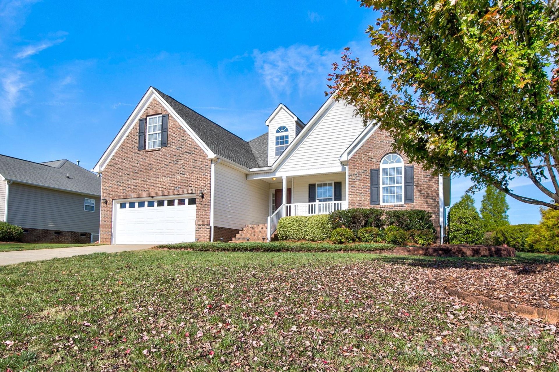Property image 2 at 1381 Plantation Hills Drive, Rock Hill, SC 29732