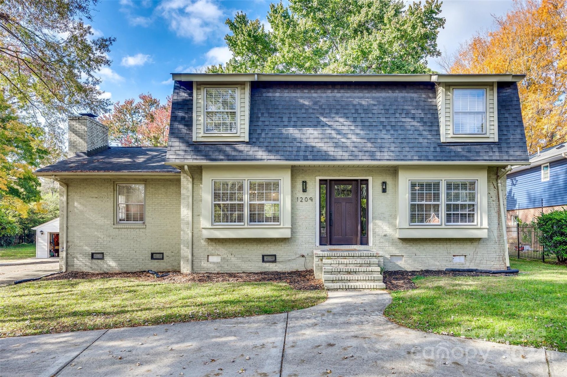 1209 Worcaster Place