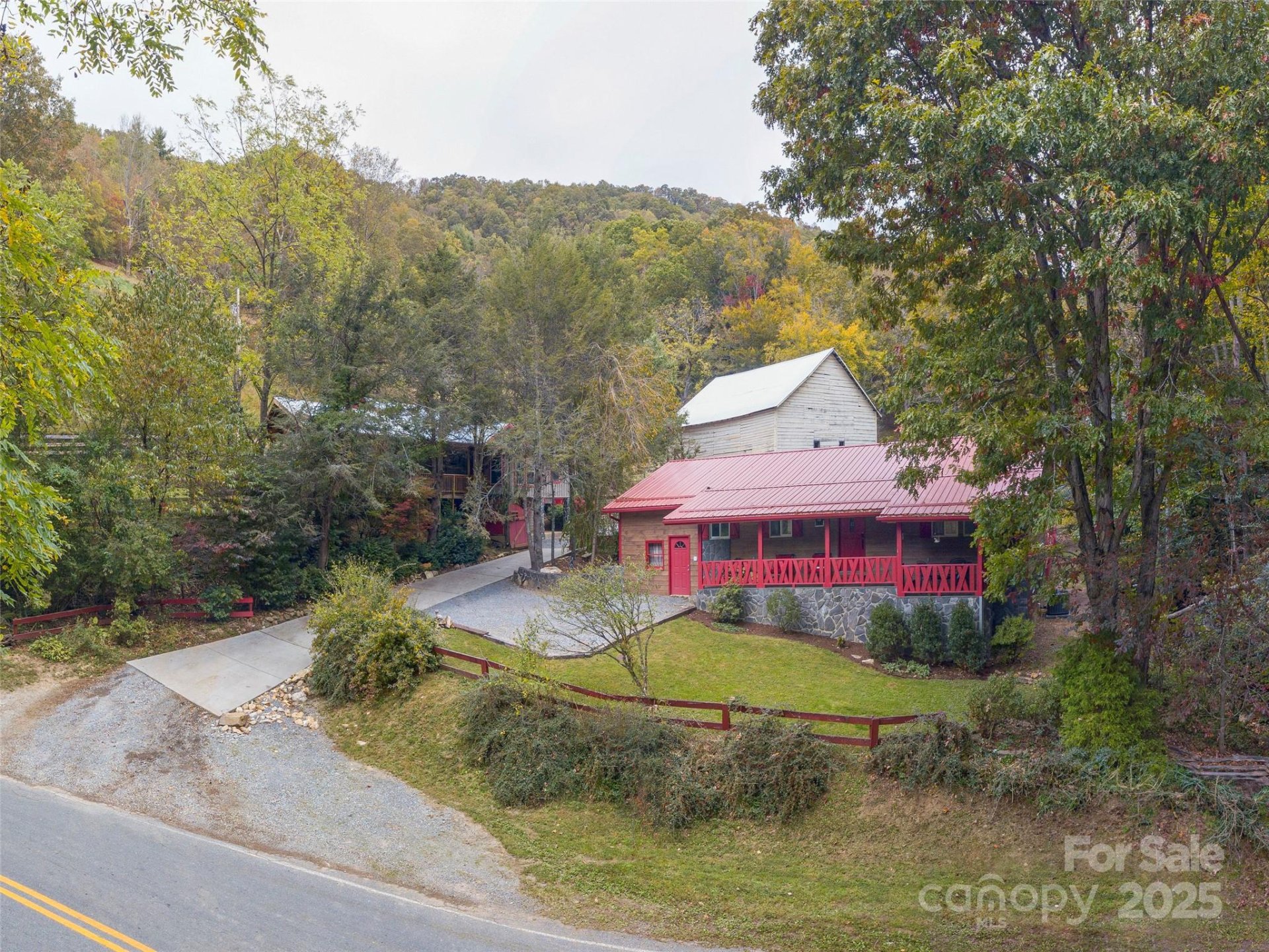 3834 Panther Creek Road