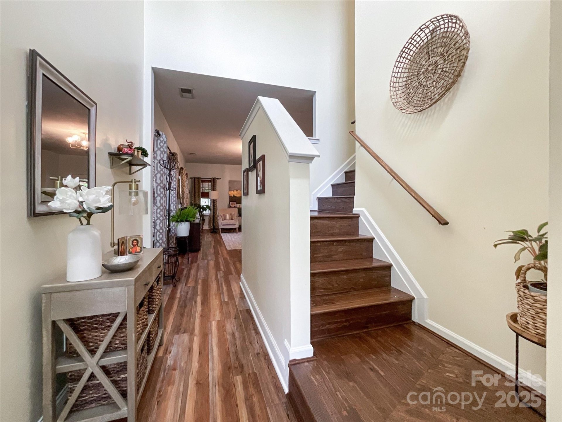 Property image 3 at 1096 Mountain Laurel Court, Matthews, NC 28104