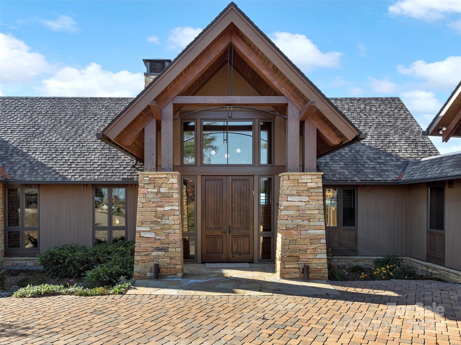 Property image 4 at 90 Summit Tower Circle, Asheville, NC 28804