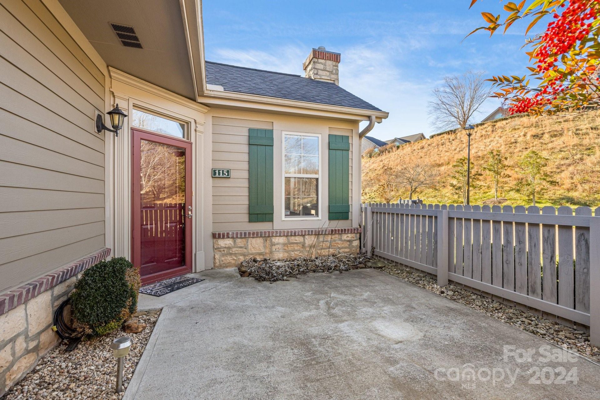 Property image 5 at 115 Outlook Circle, Swannanoa, NC 28778