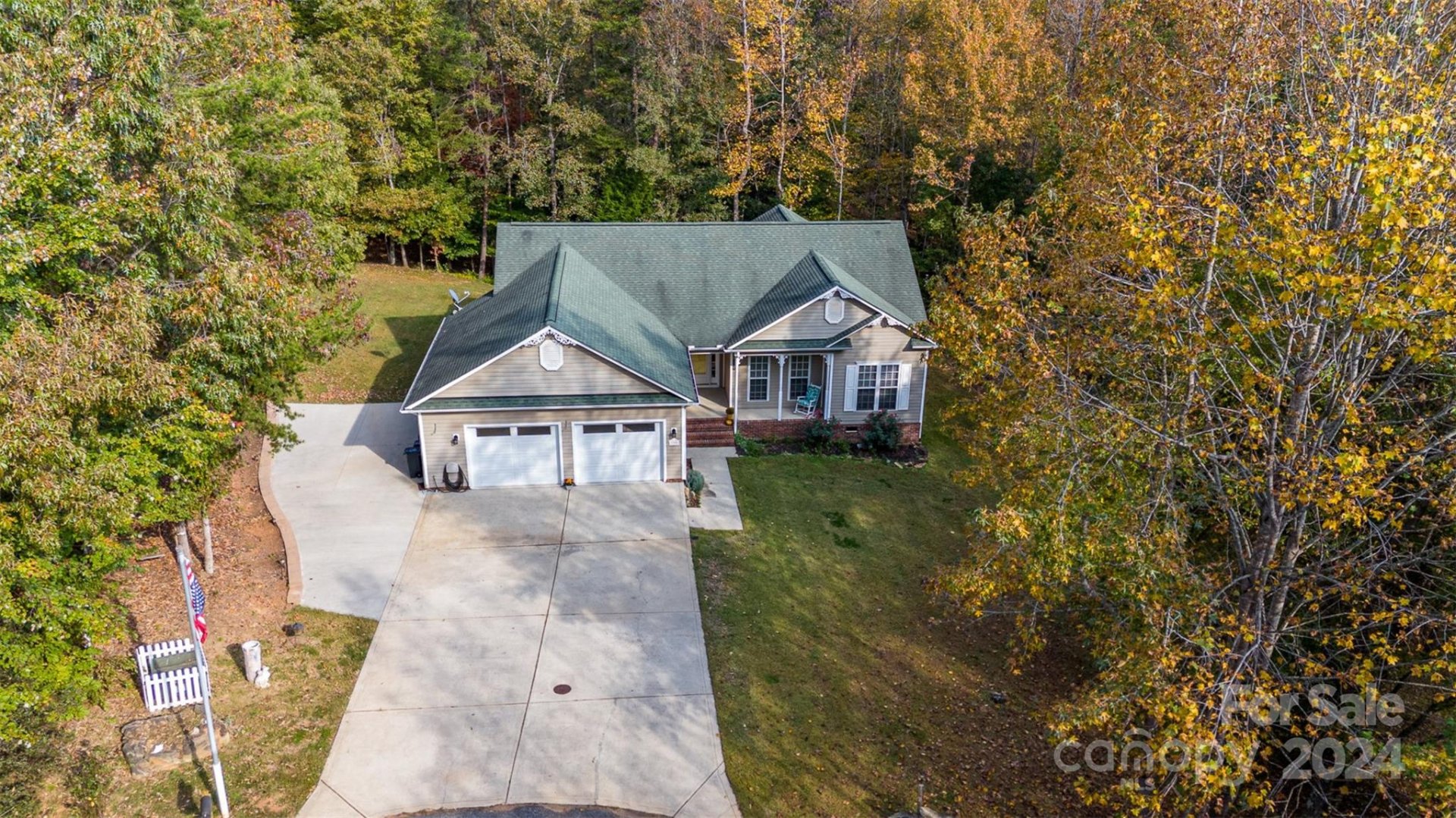 Property image 1 at 3390 Seminole Drive, Maiden, NC 28650