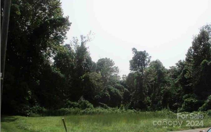 Property image 3 at 2003 9th Drive, Hickory, NC 28602
