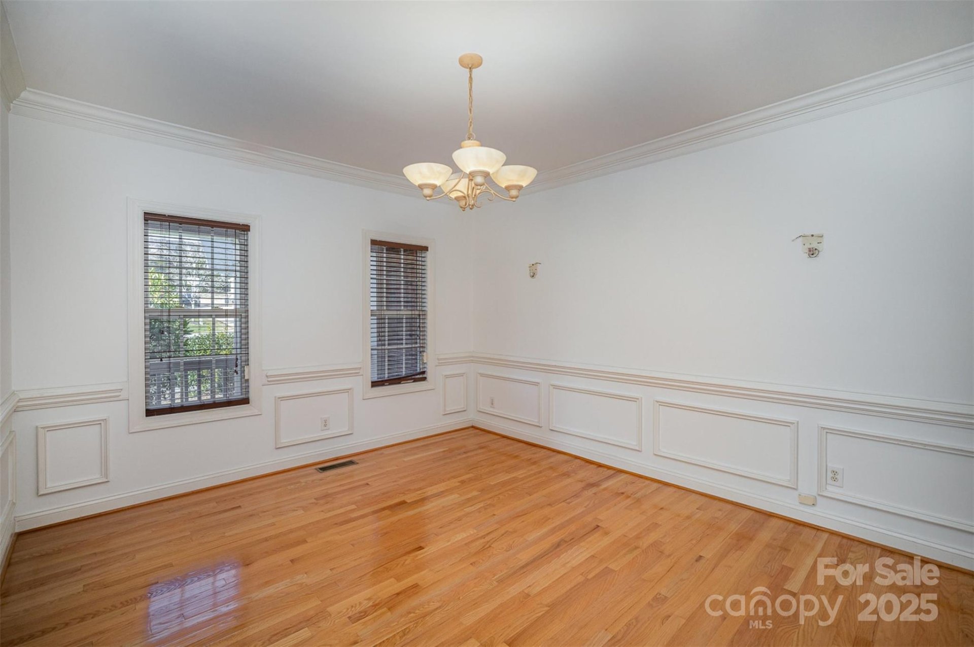 Property image 5 at 2111 Priory Court, Charlotte, NC 28262