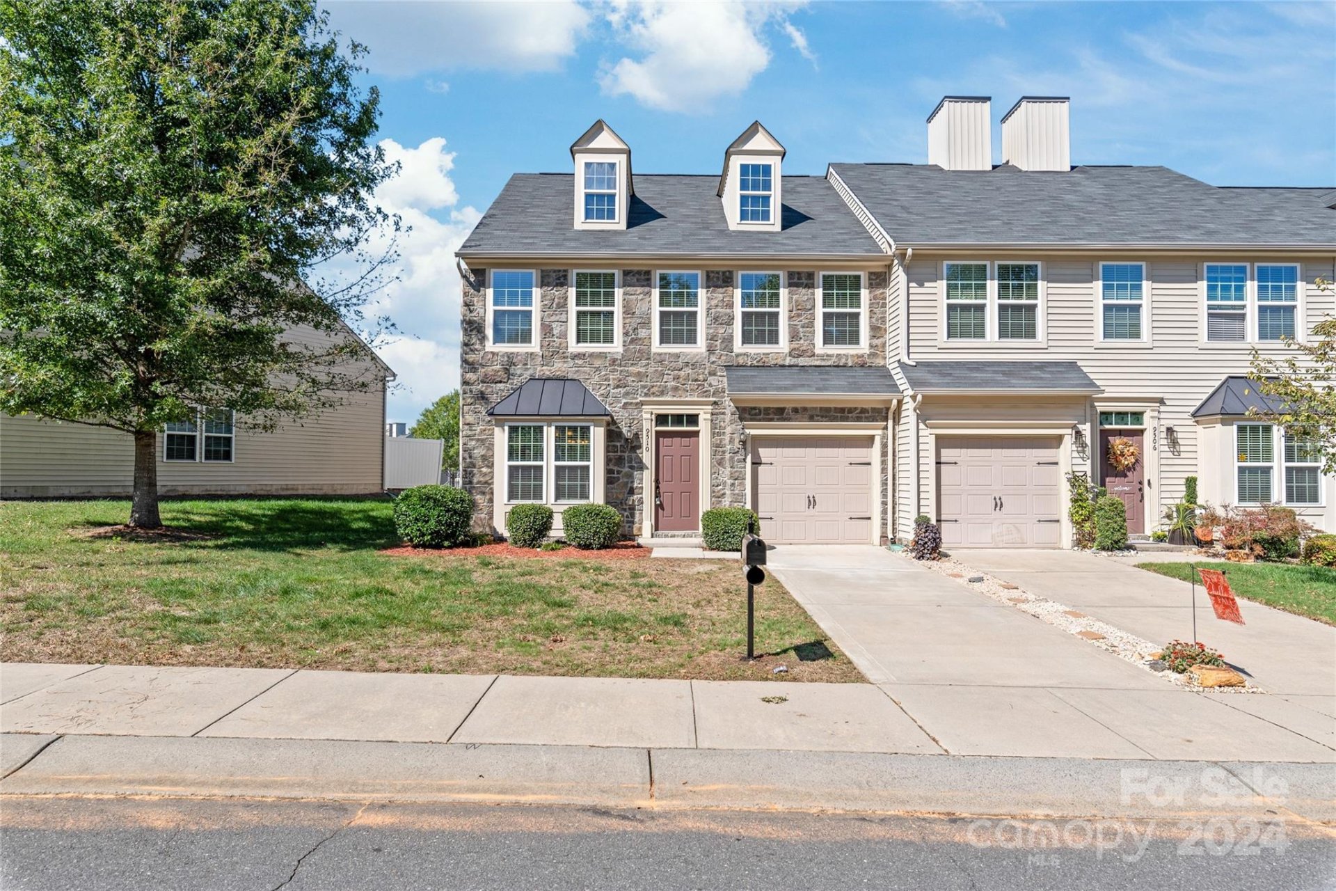 Property image 1 at 9510 Birkwood Court, Charlotte, NC 28278