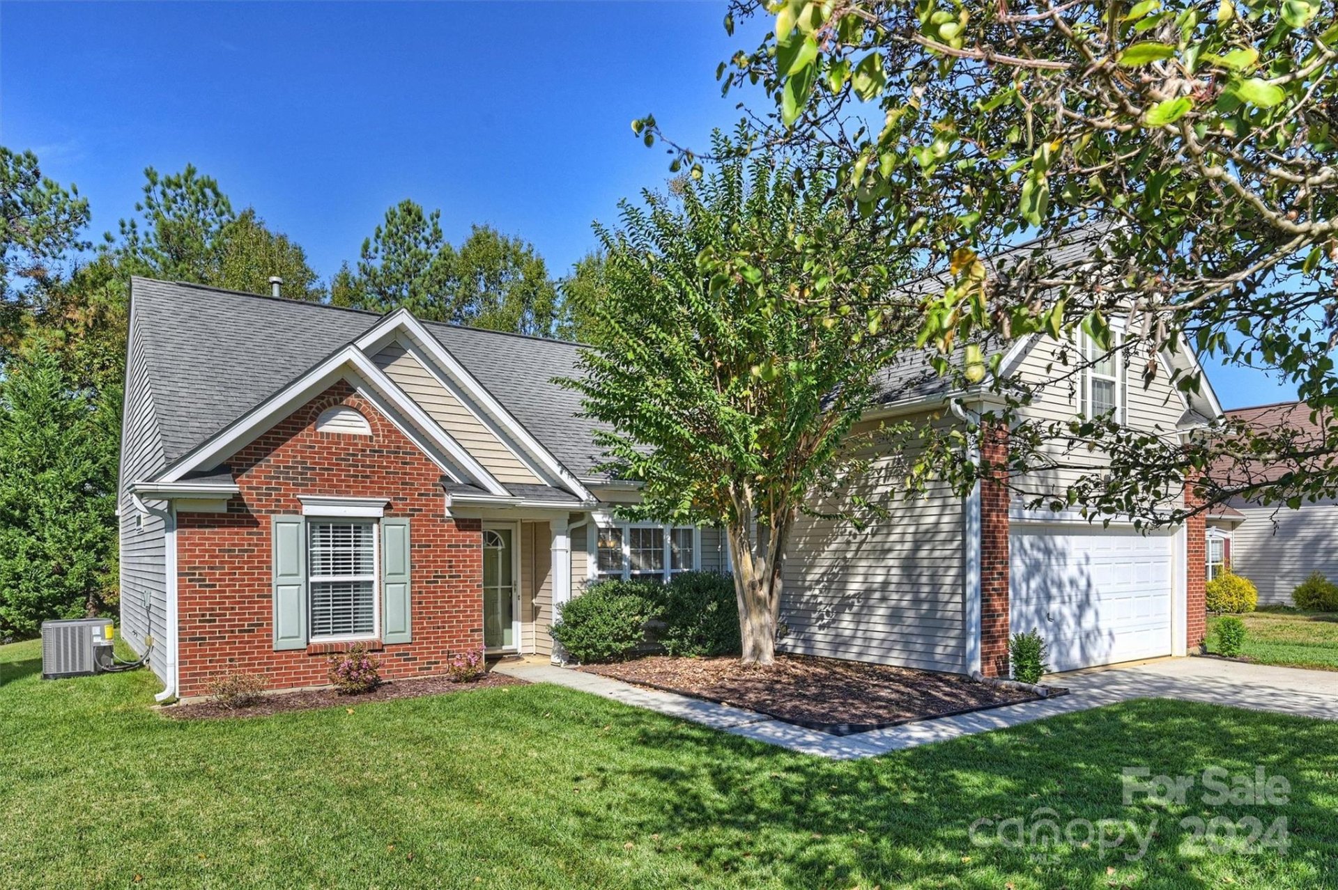 Property image 1 at 14446 Arlandes Drive, Charlotte, NC 28278