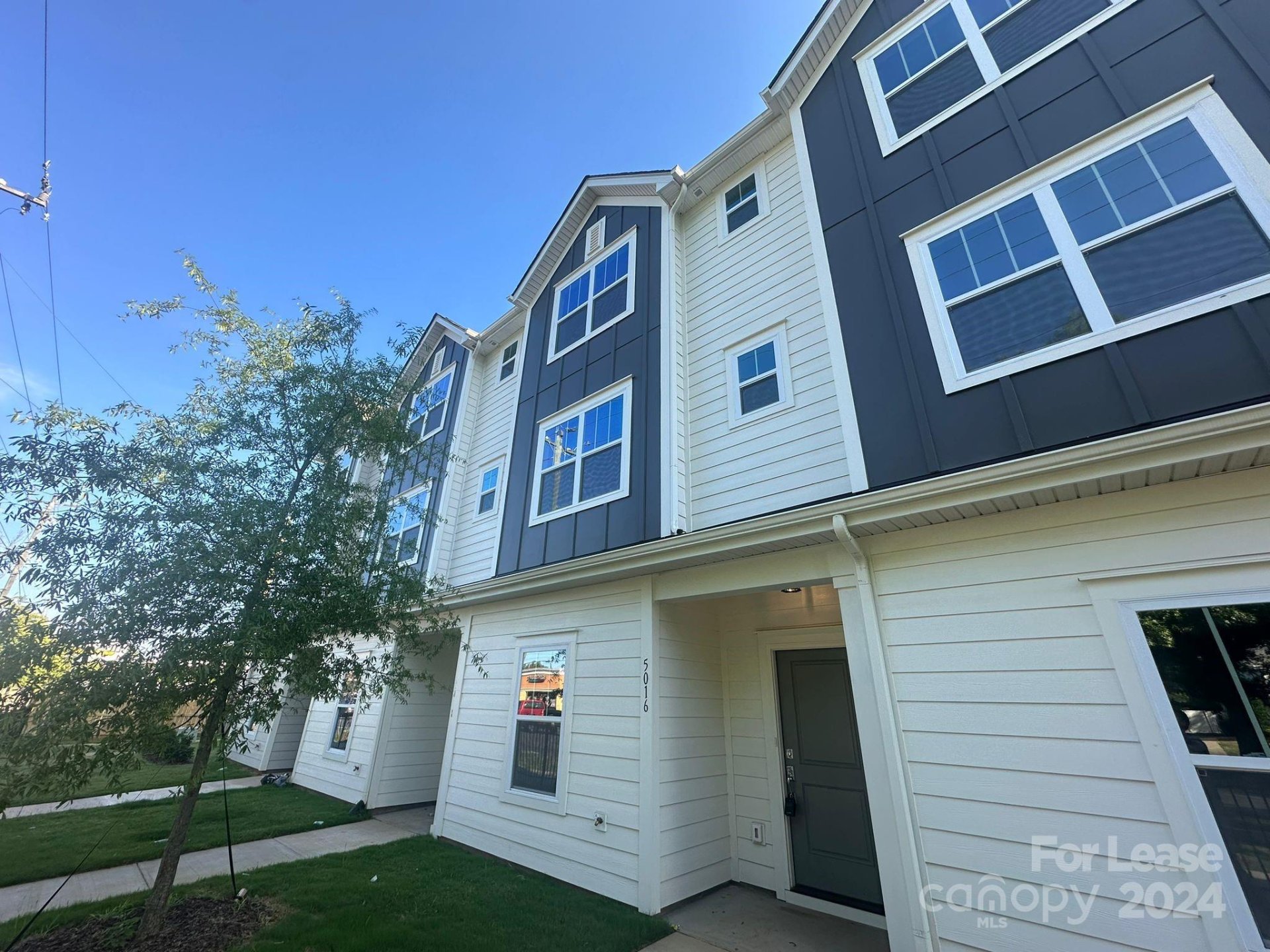 Property image 1 at 5016 Central Avenue, Charlotte, NC 28205