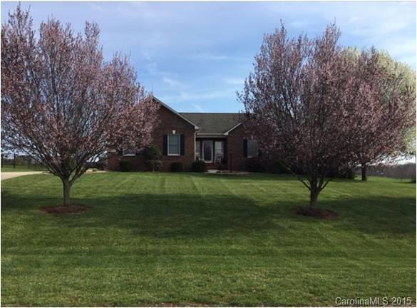 Property image 1 at 2950 Weatherfield Drive, Lincolnton, NC 28092