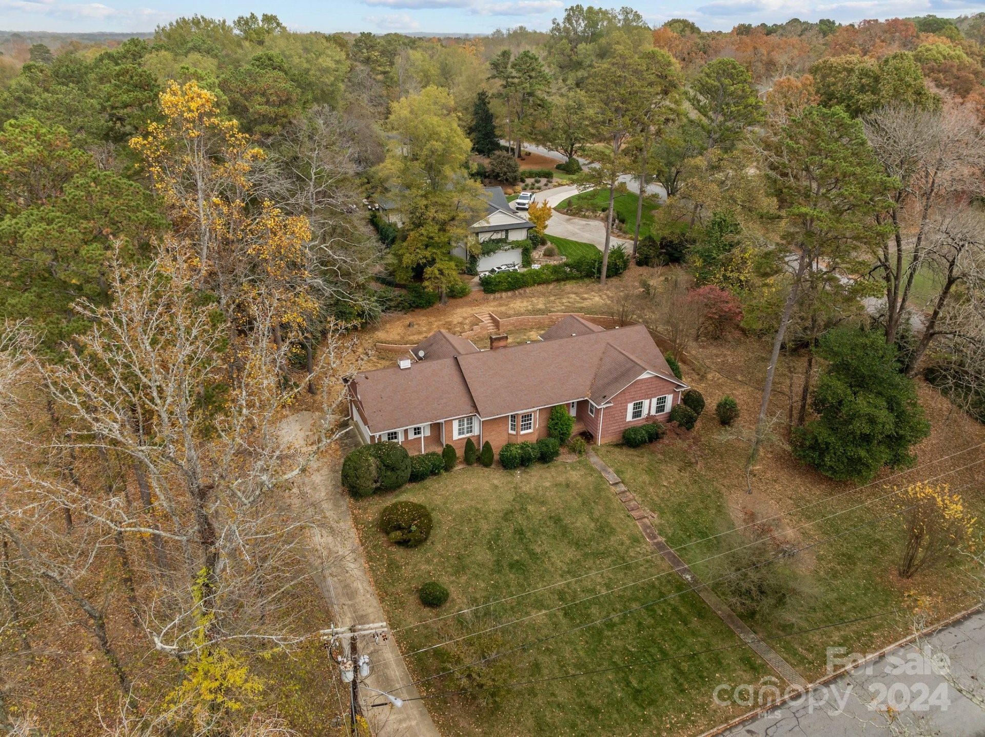 Property image 2 at 802 Confederate Avenue, Salisbury, NC 28144