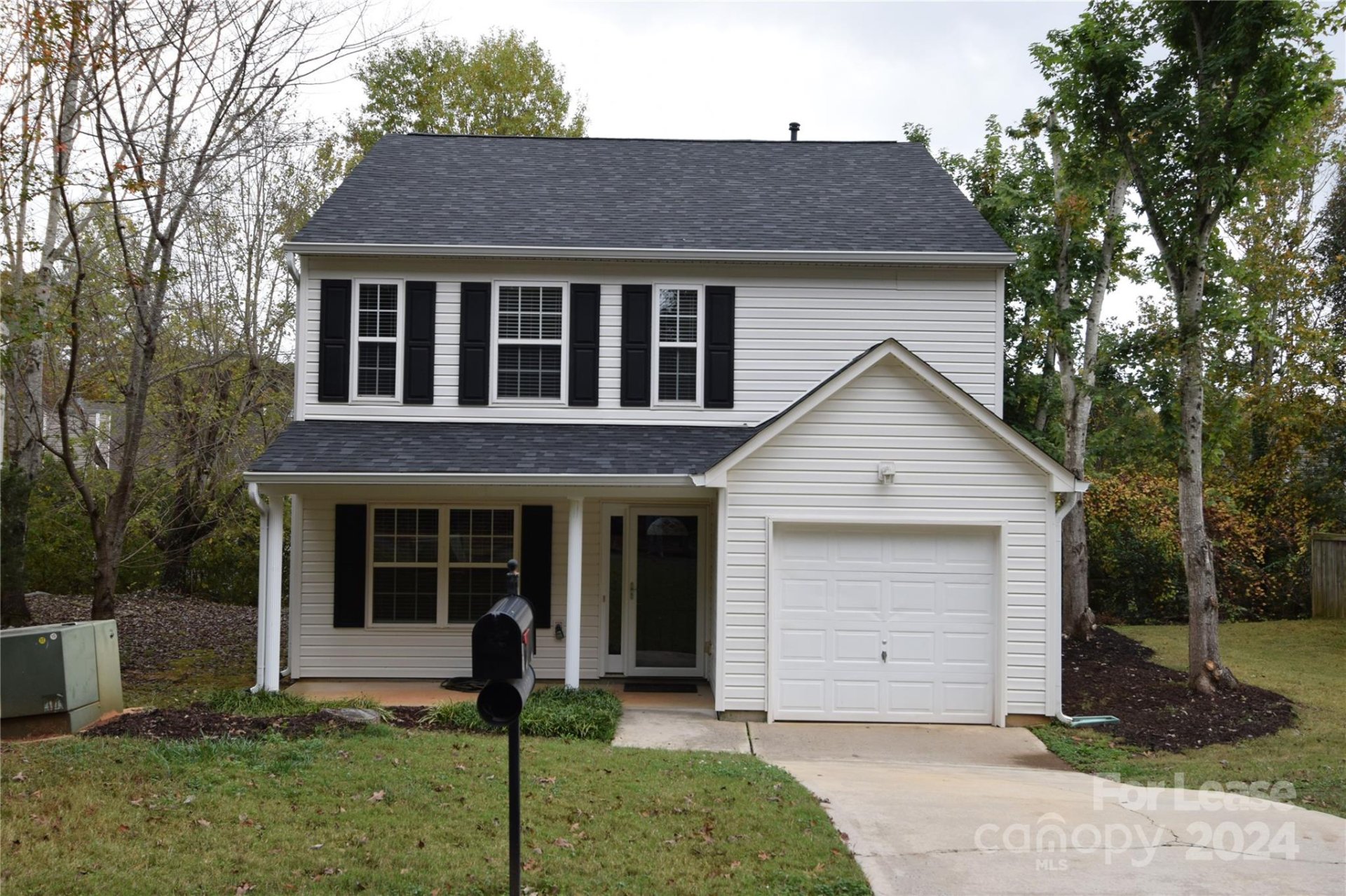 Property image 1 at 1422 Swaying Branch Lane, Clover, SC 29710