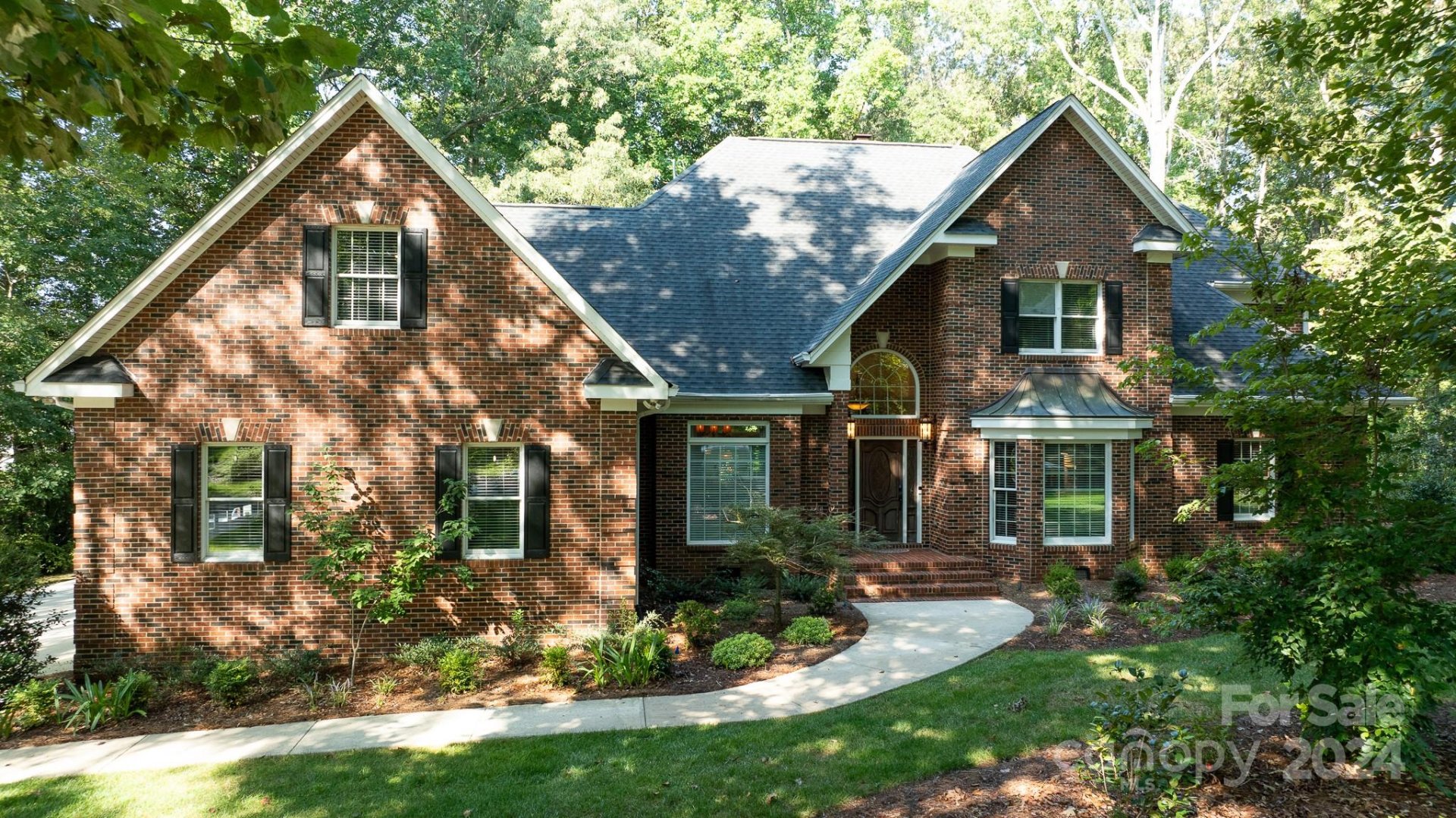1561 Cureton Court