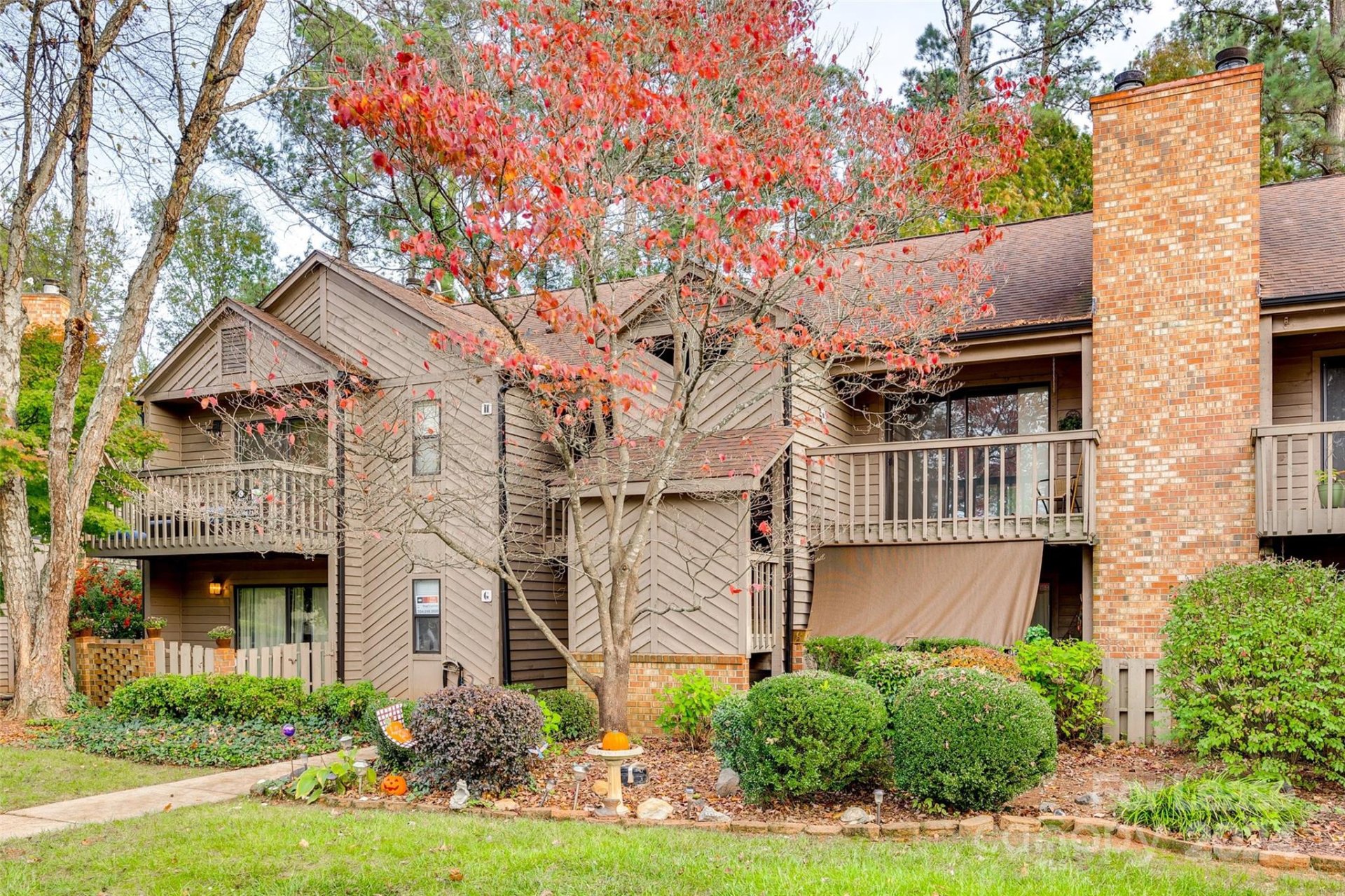 4158 Charlotte Highway