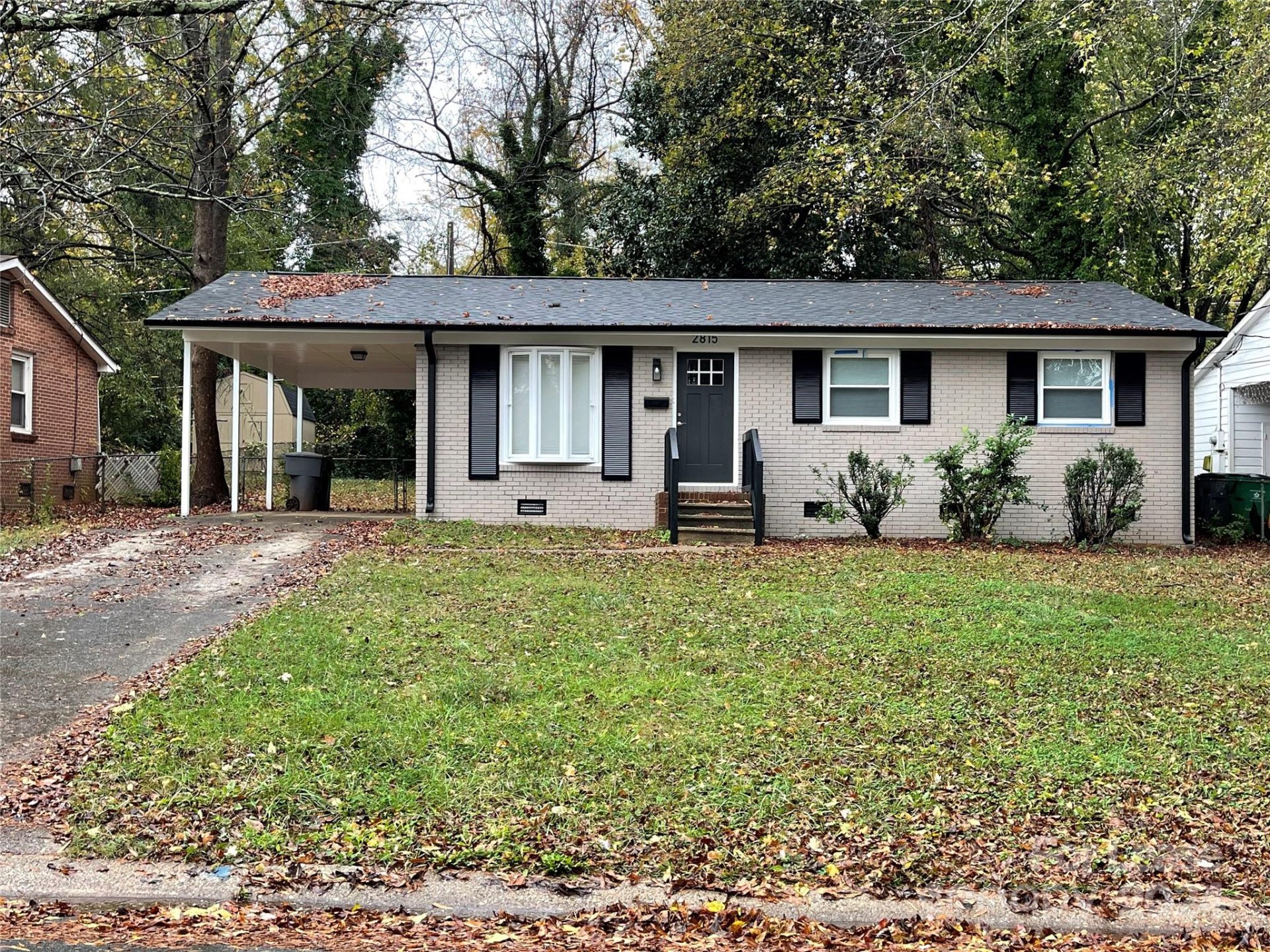 Property image 1 at 2815 Ravencroft Drive, Charlotte, NC 28208