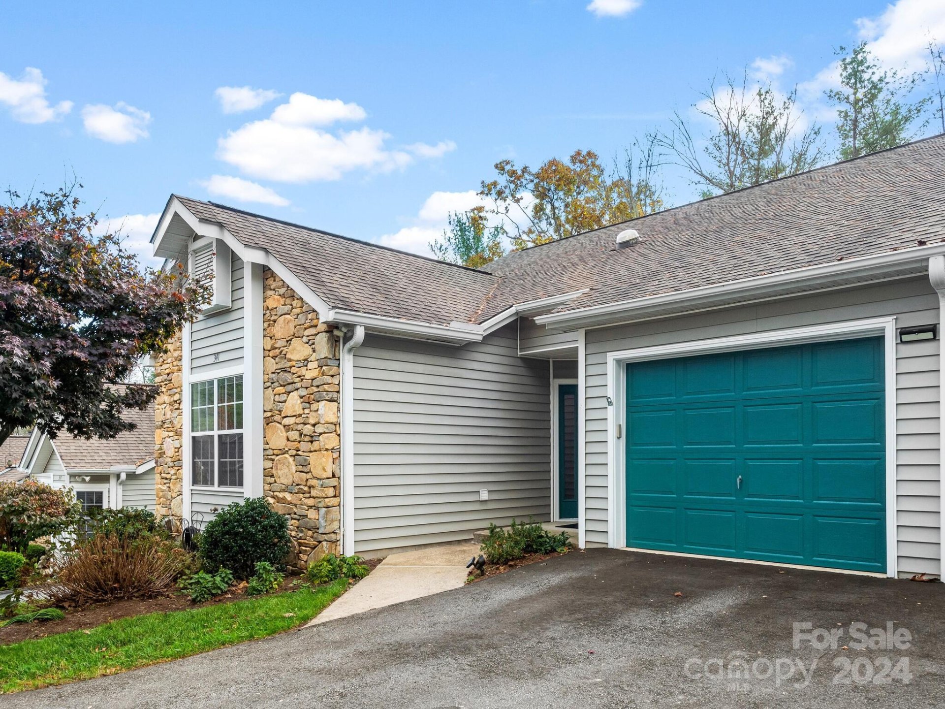 341 Laurel Park Place