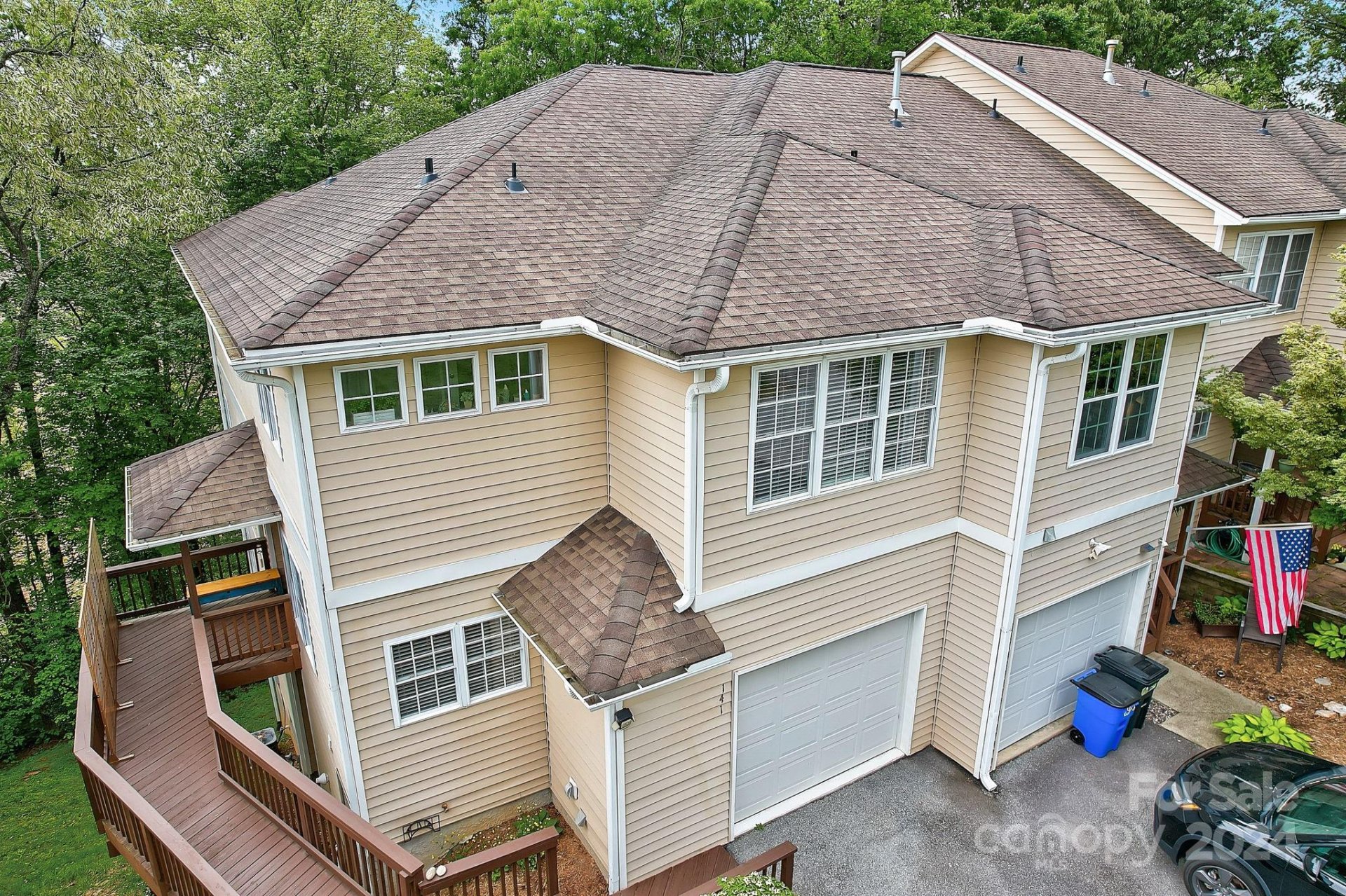 141 Farm Lane