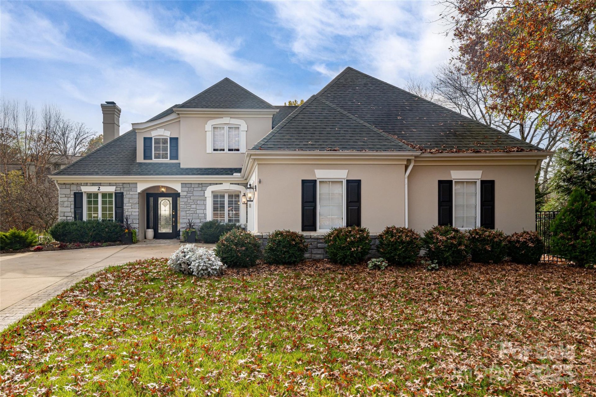 Property image 1 at 2 Clovelly Way, Asheville, NC 28803