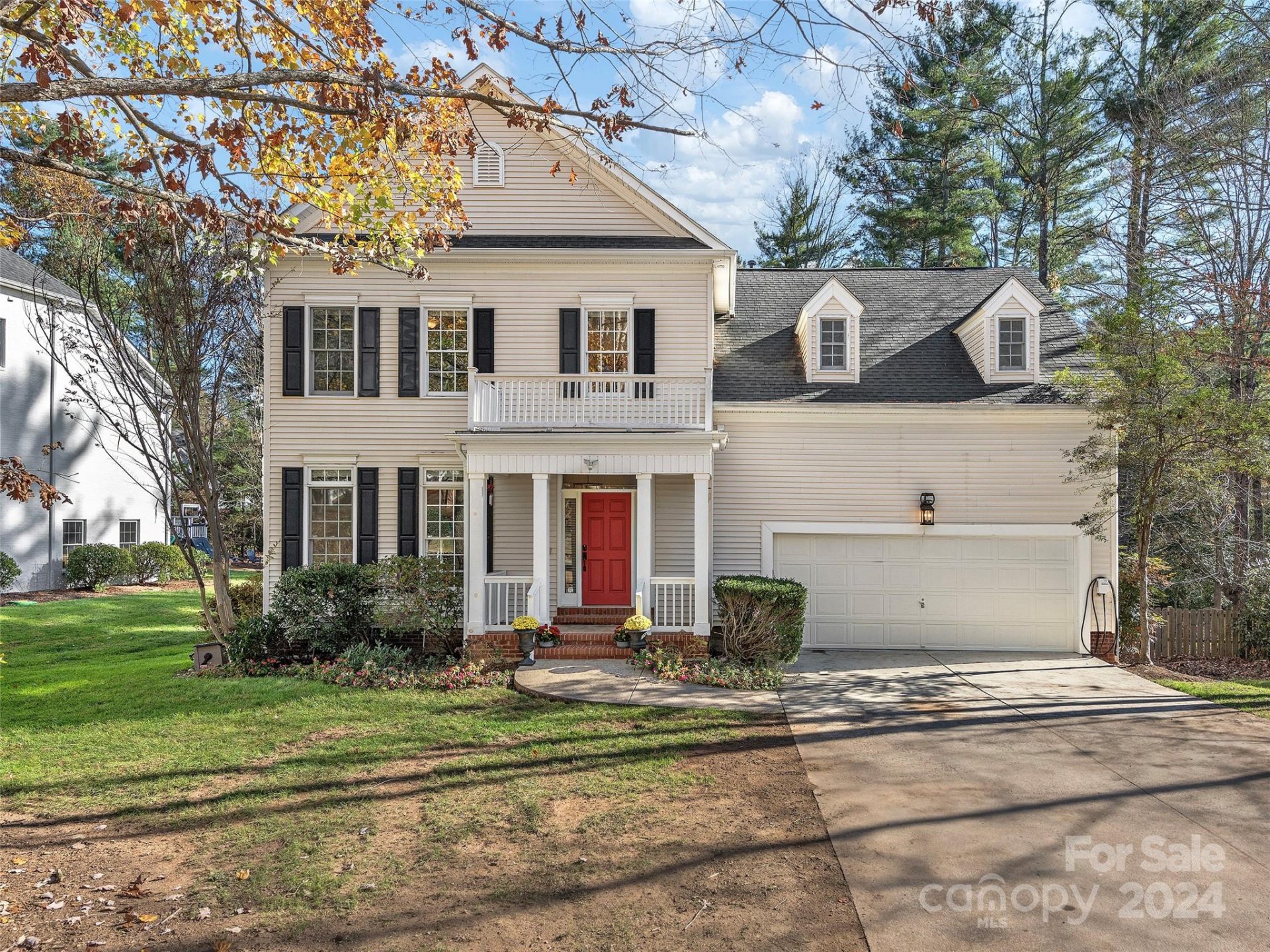Property image 2 at 906 Woodvine Road, Asheville, NC 28803