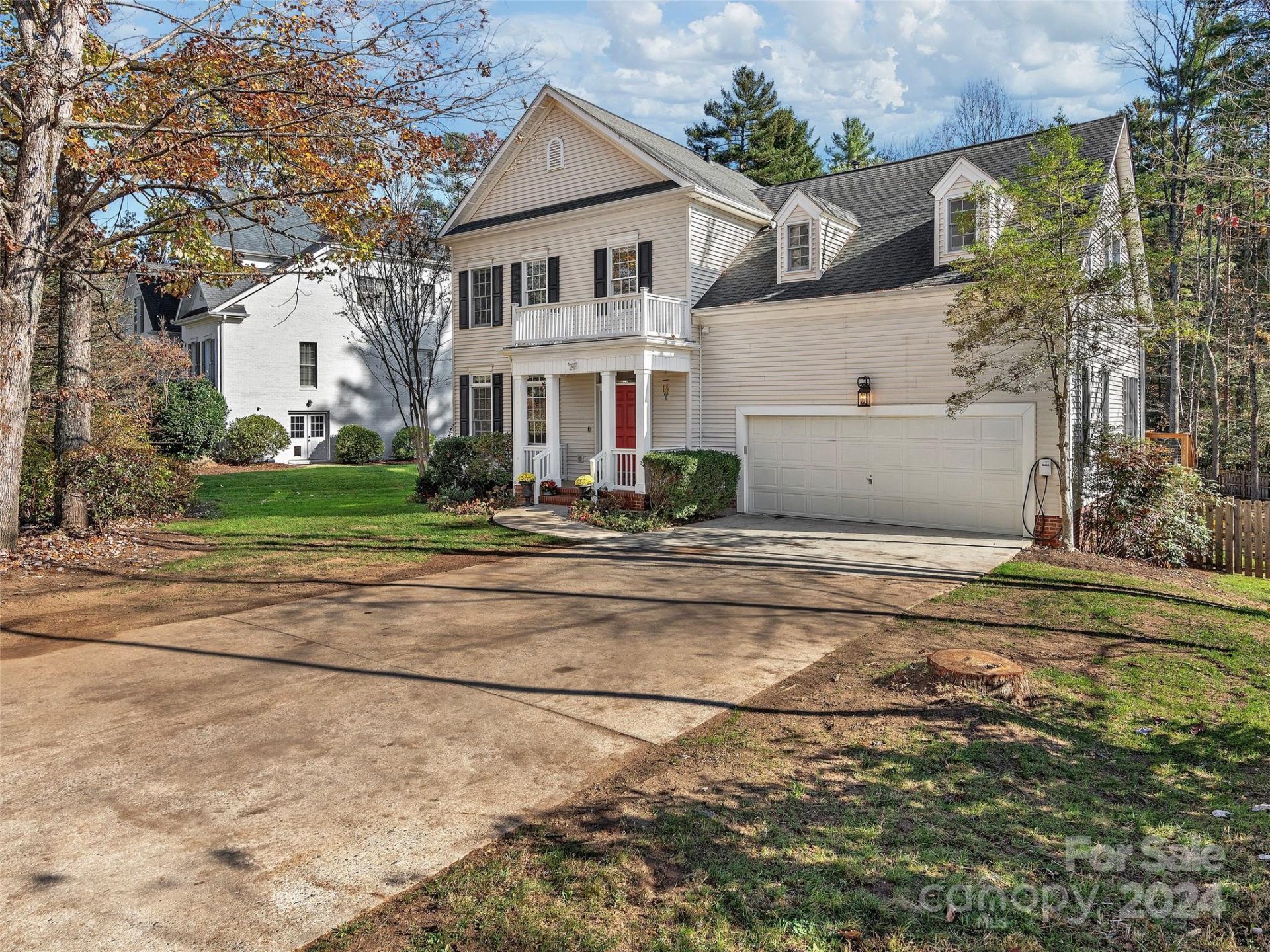Property image 3 at 906 Woodvine Road, Asheville, NC 28803