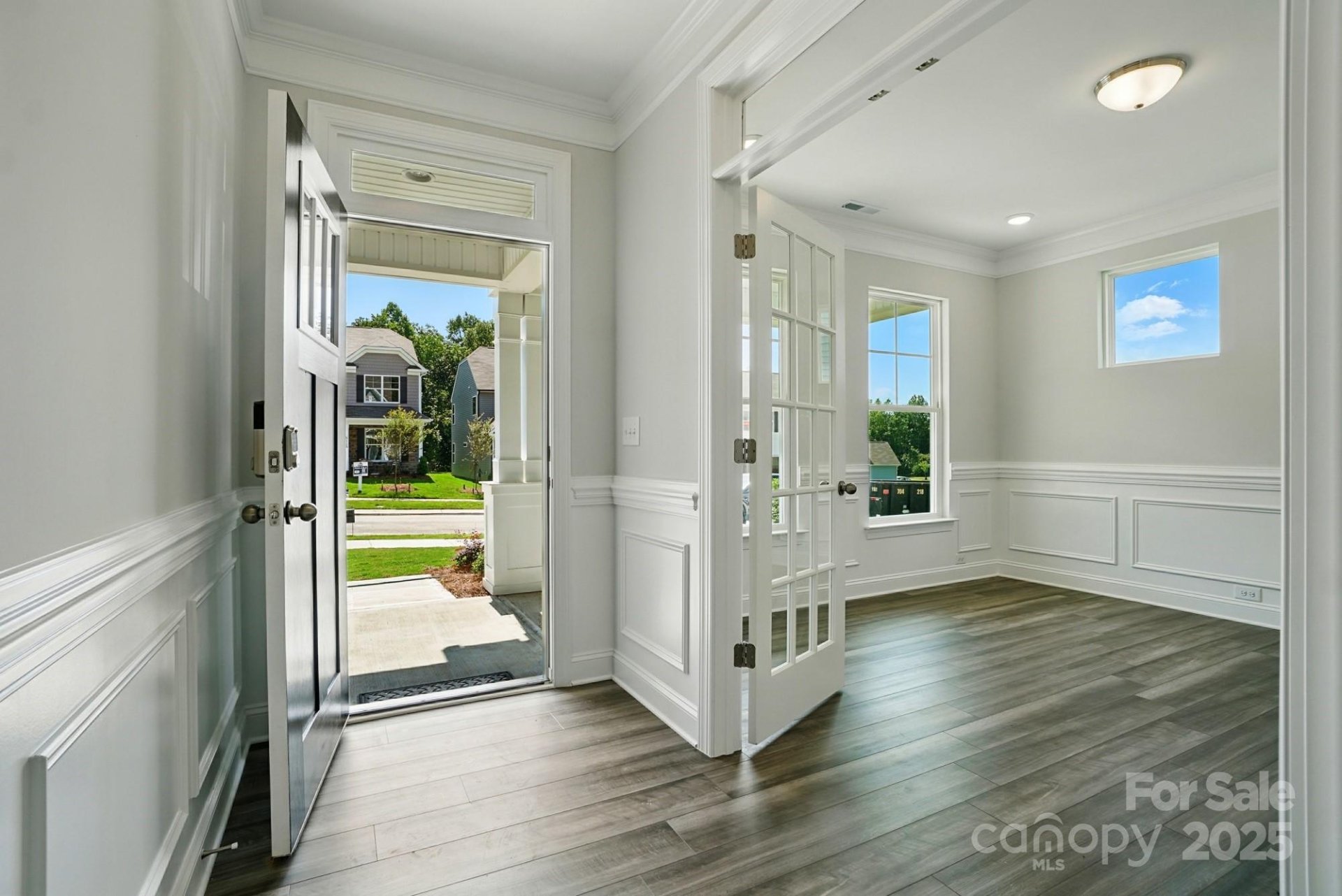 Property image 5 at 5112 Heathland Drive, Charlotte, NC 28215