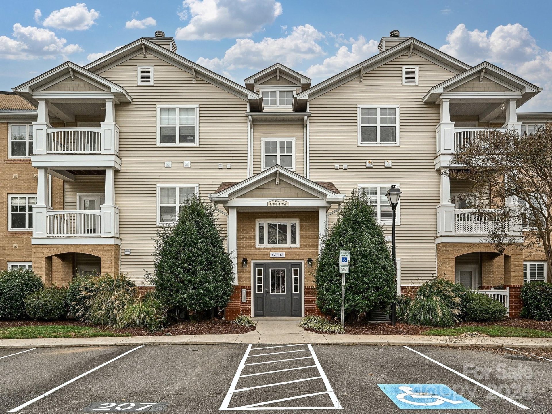 Property image 1 at 17132 Red Feather Drive, Charlotte, NC 28277