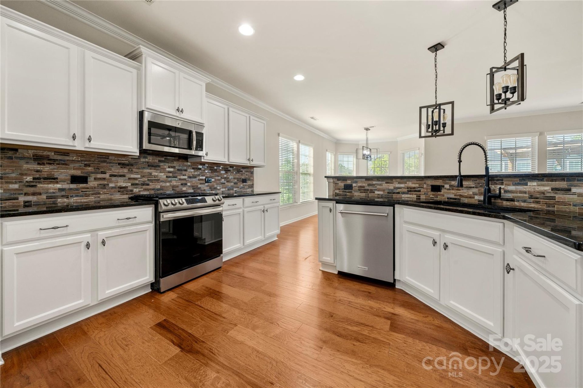 Property image 3 at 13929 Tilesford Lane, Huntersville, NC 28078