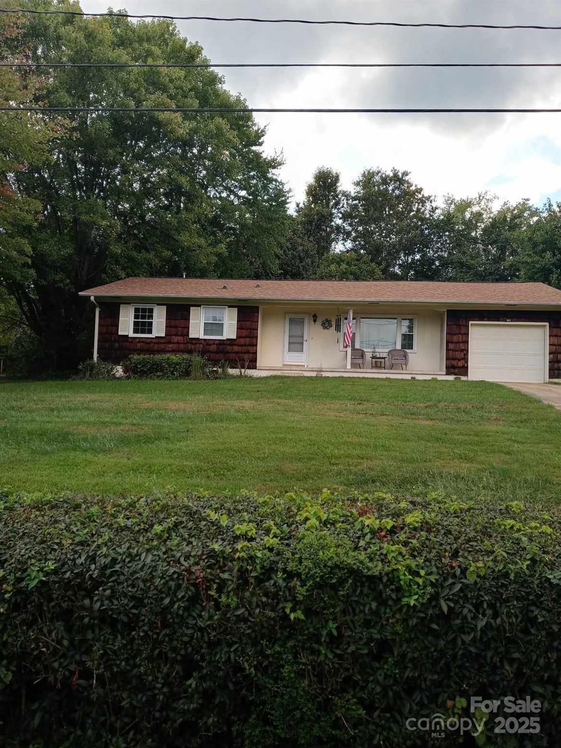 141 Cherokee Way
