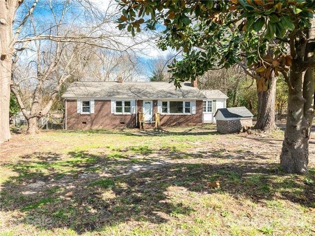 502 Davis Park Road