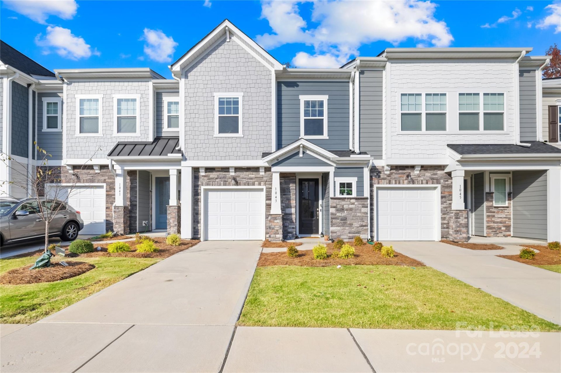 Property image 1 at 1043 Grays Mill Road, Charlotte, NC 28215