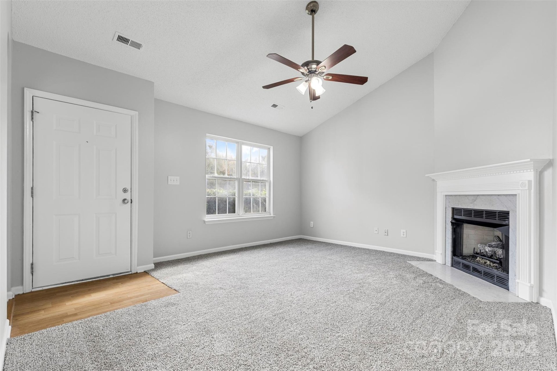 Property image 3 at 3703 Silver Ore Lane, Charlotte, NC 28216
