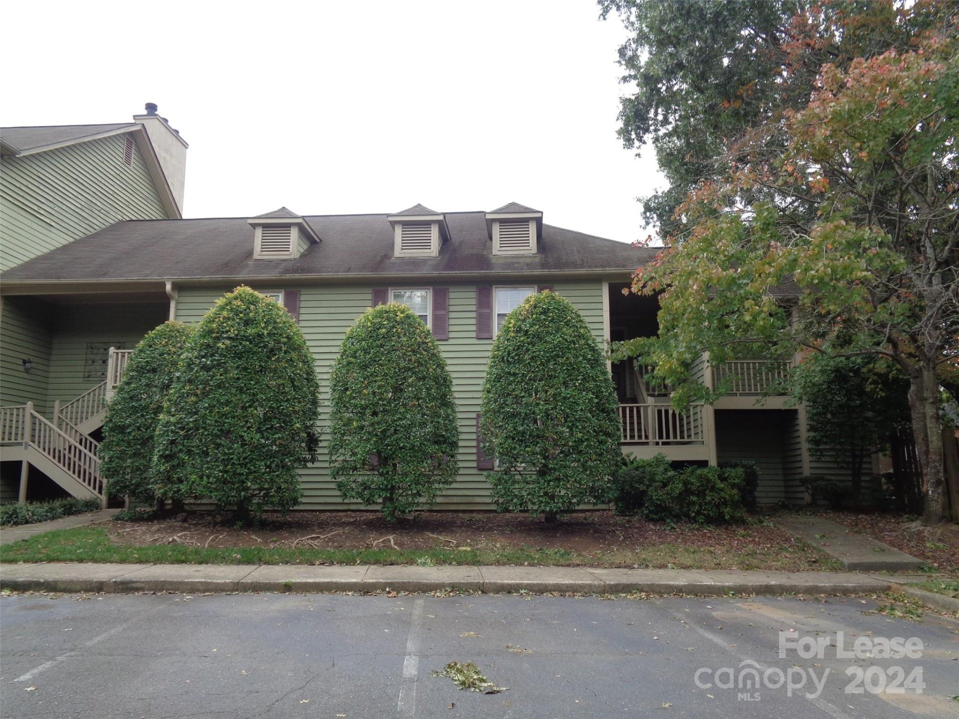 Property image 1 at 762 Marsh Road, Charlotte, NC 28209