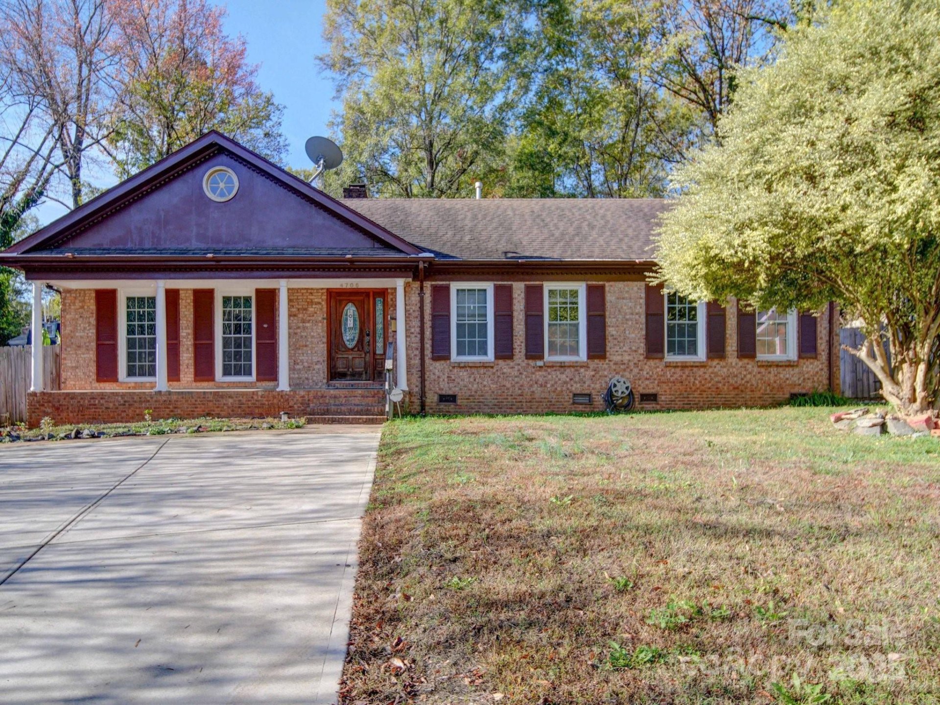 Property image 1 at 4706 Calico Court, Charlotte, NC 28212