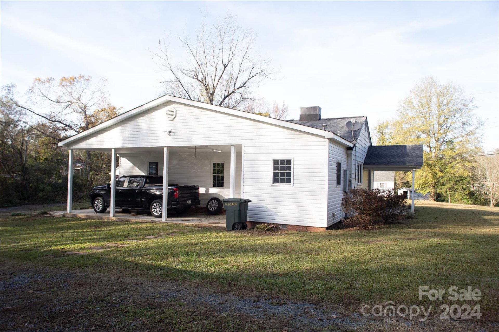 Property image 4 at 1240 Hampton Grace Avenue, Lancaster, SC 29720