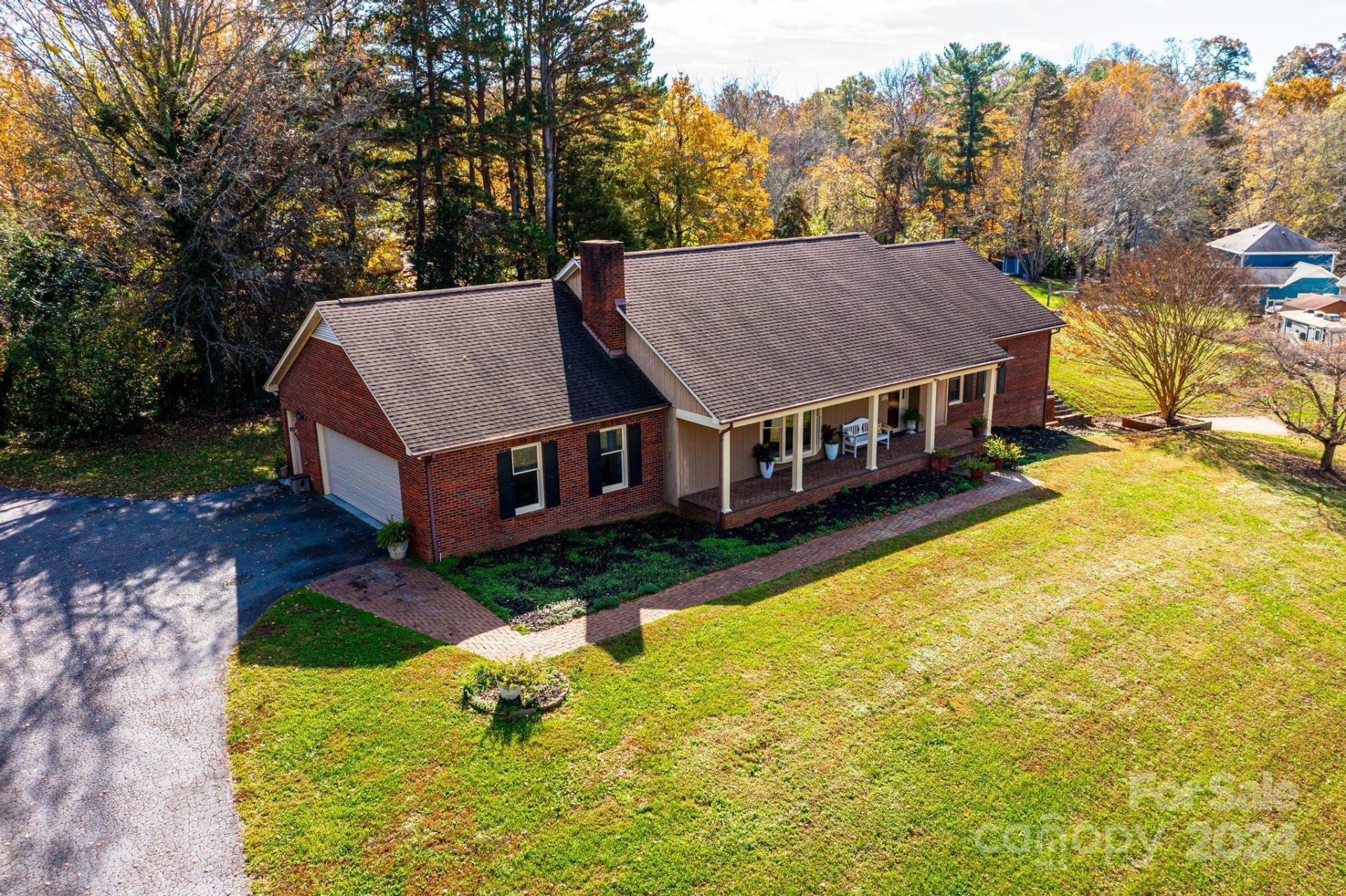 6125 Gold Creek Estate Drive
