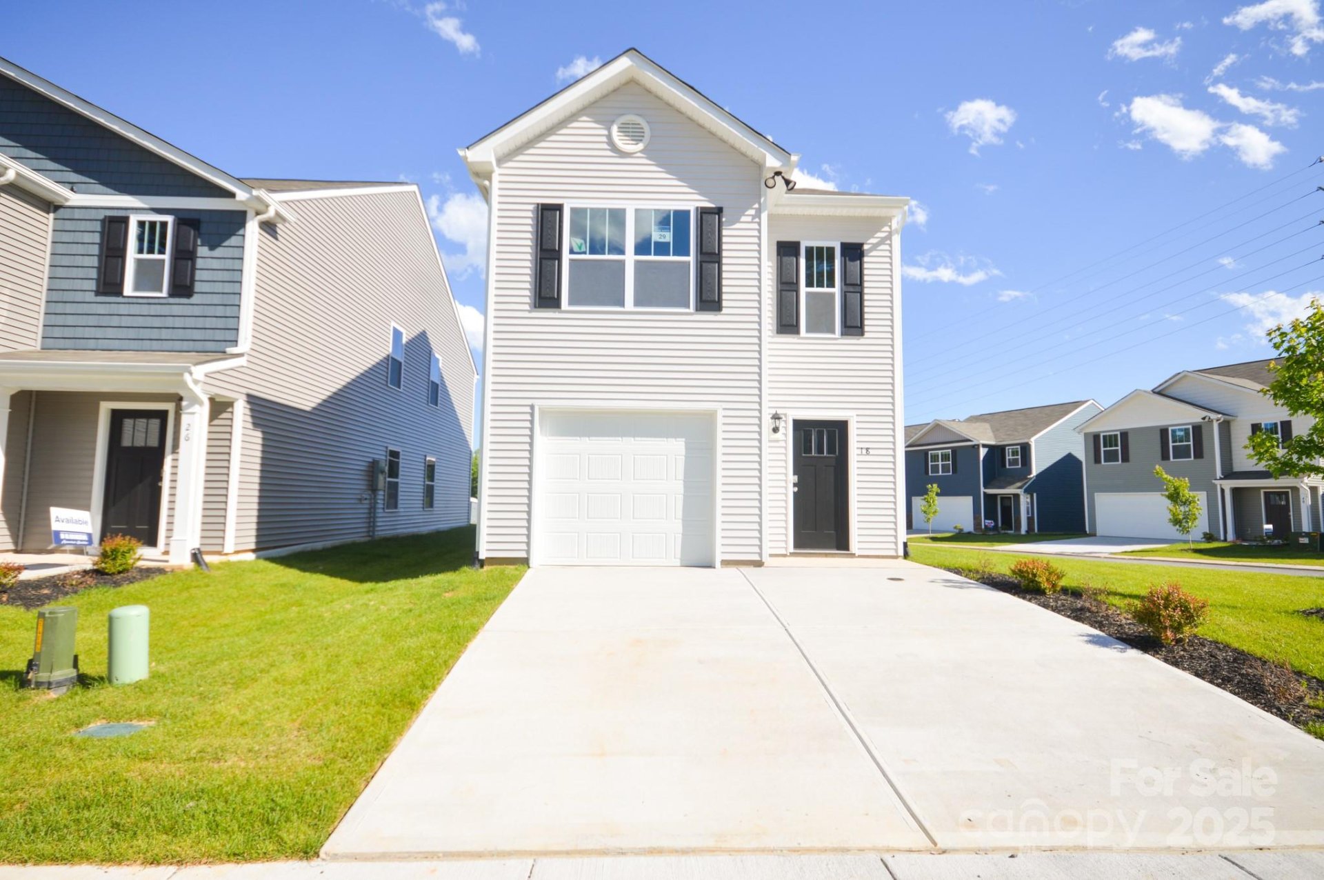 Property image 1 at 18 Lillian Lane, Hendersonville, NC 28792