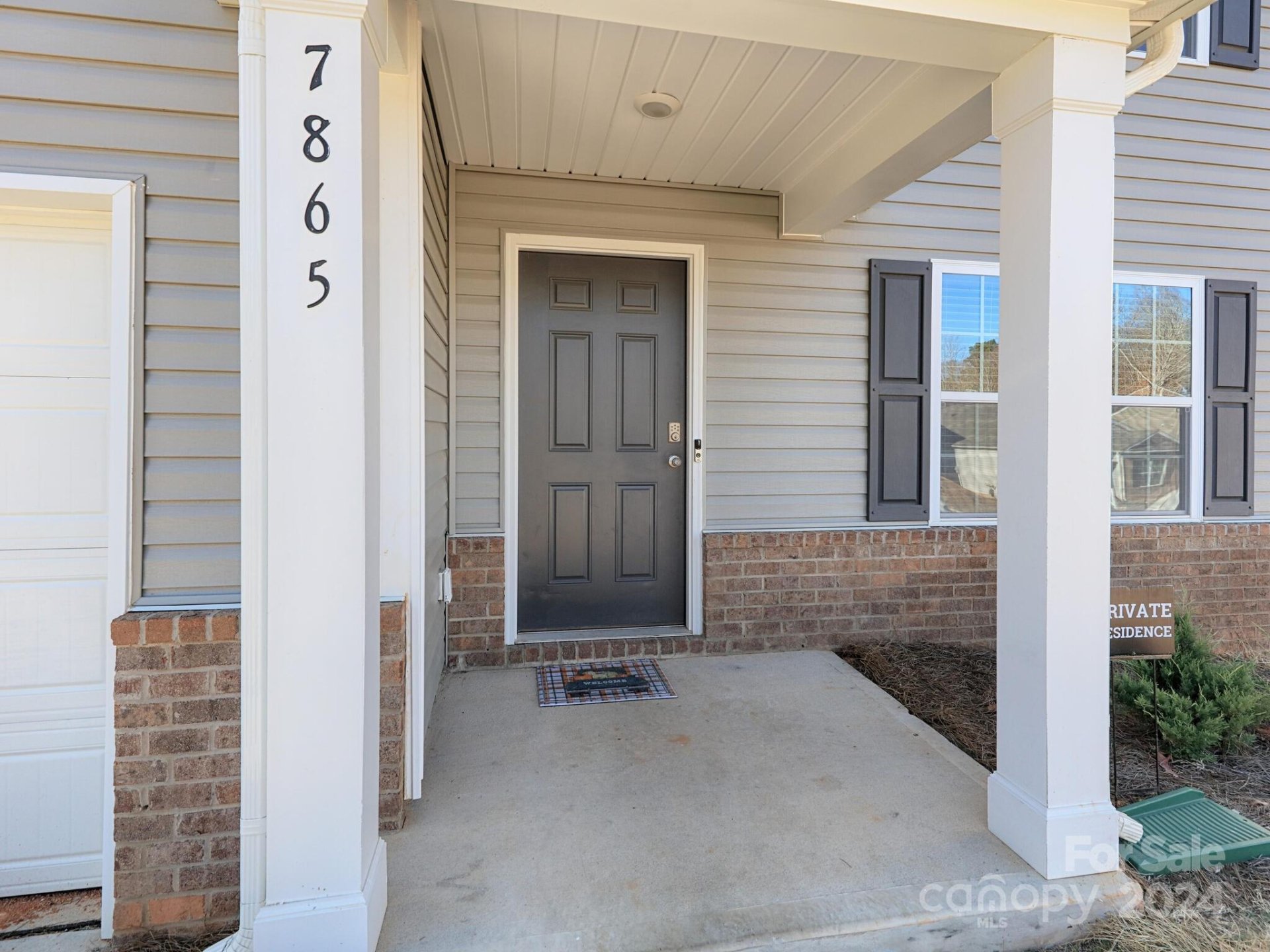Property image 2 at 7865 Whispering Stream Drive, Sherrills Ford, NC 28673