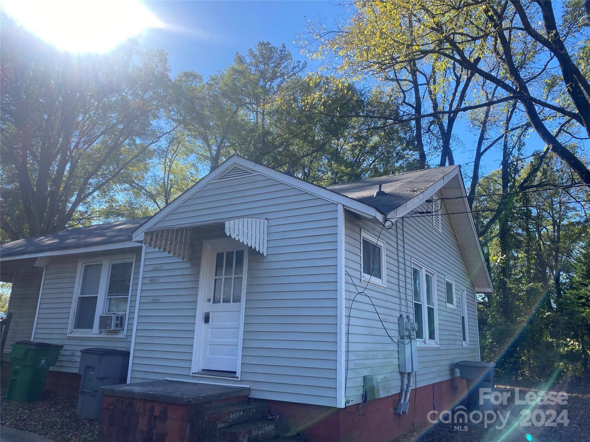 Property image 1 at 2600 Holton Avenue, Charlotte, NC 28208