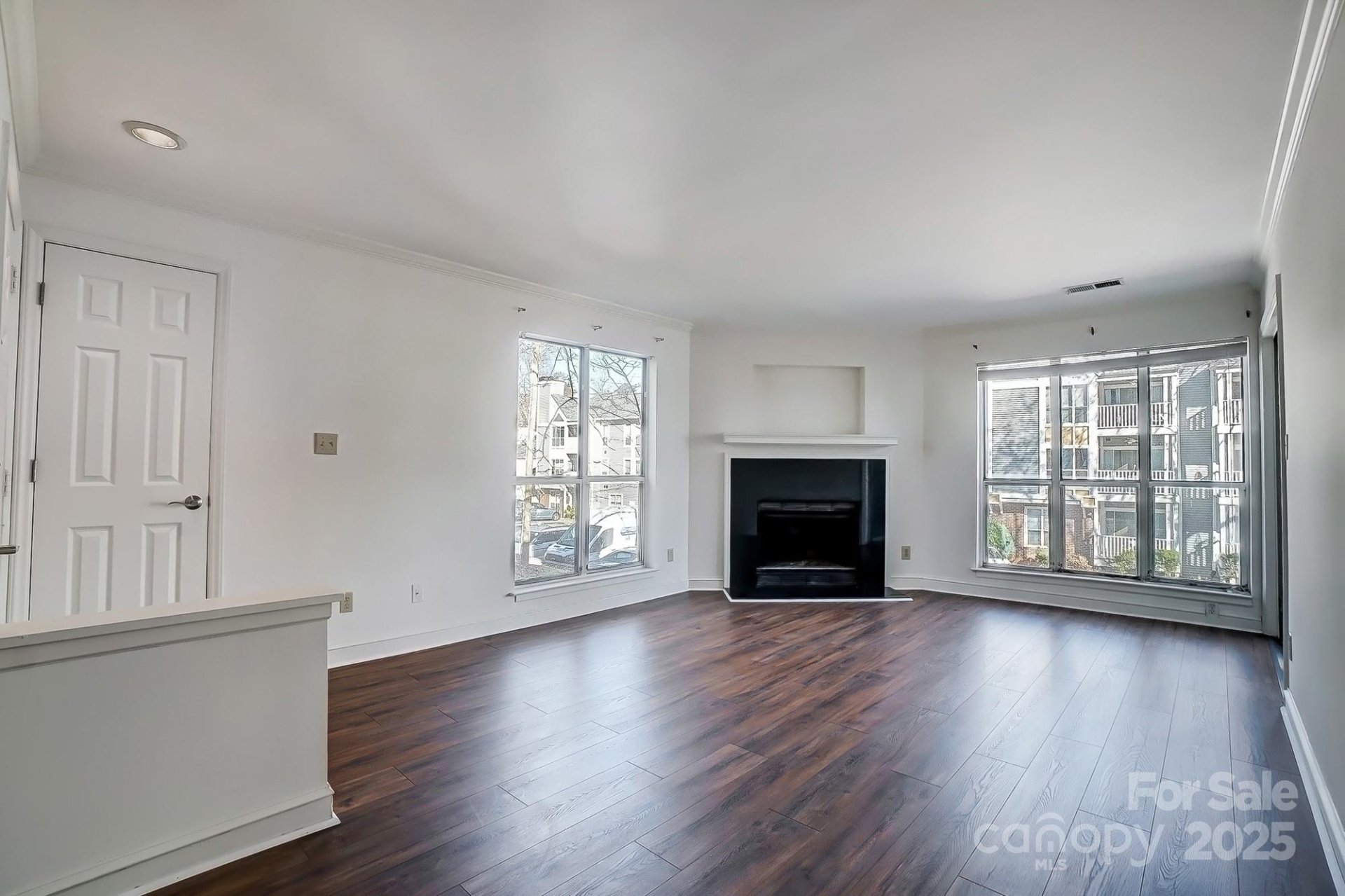 Property image 2 at 2514 Cranbrook Lane, Charlotte, NC 28207