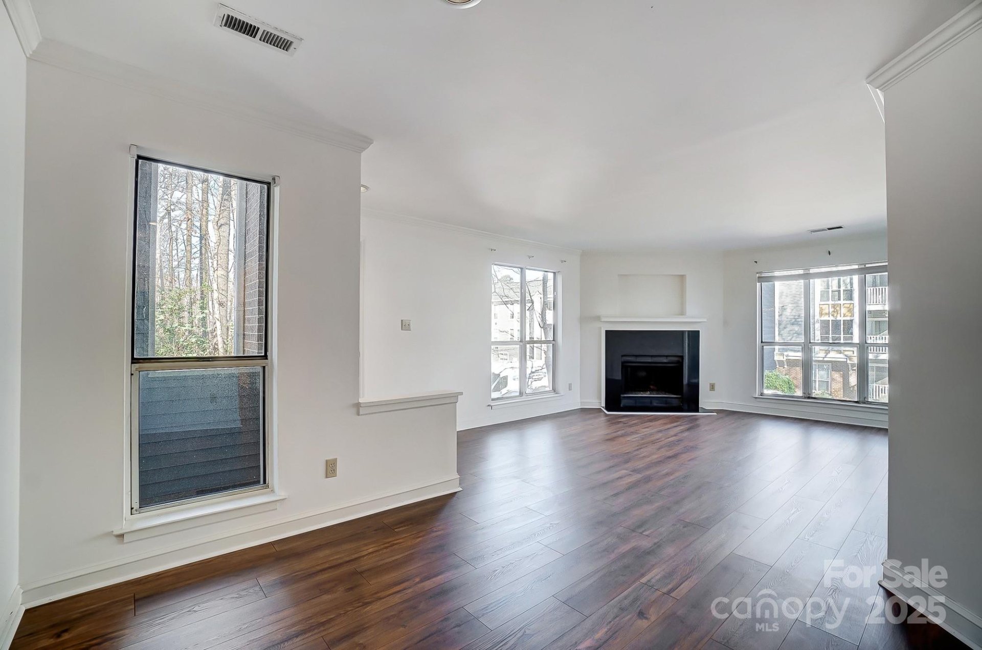 Property image 3 at 2514 Cranbrook Lane, Charlotte, NC 28207