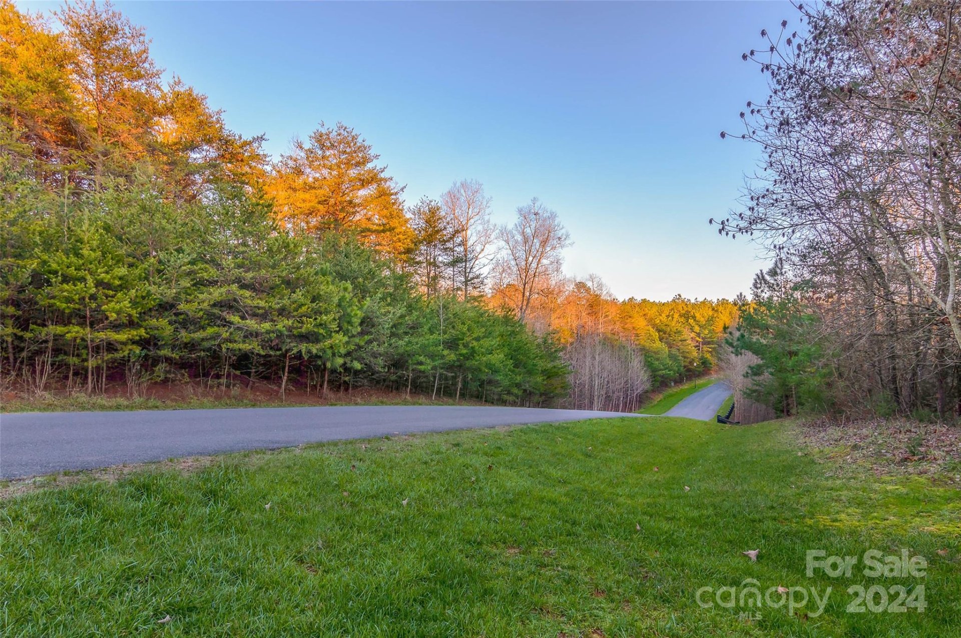 493 Whisper Lake Drive