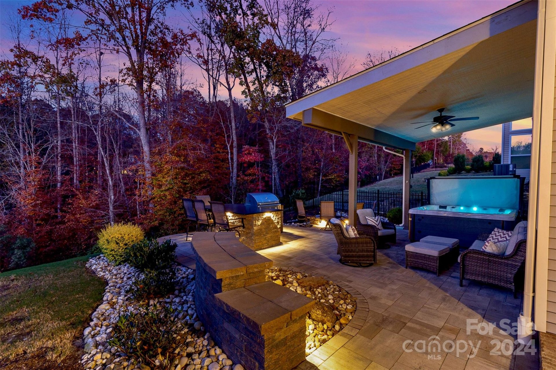 Property image 1 at 10174 Castlebrooke Drive, Concord, NC 28027