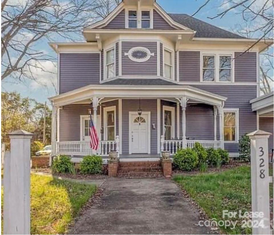328 Davie Avenue