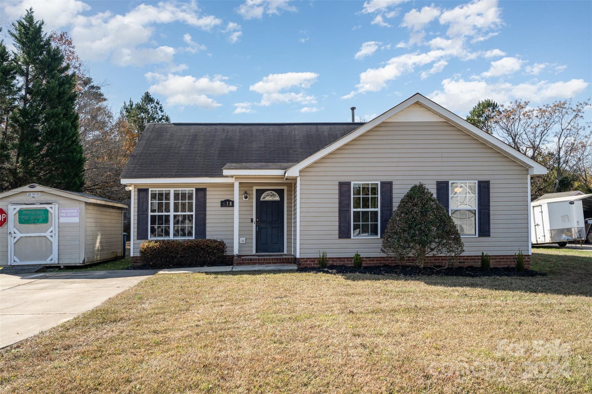 618 White Oak Lane