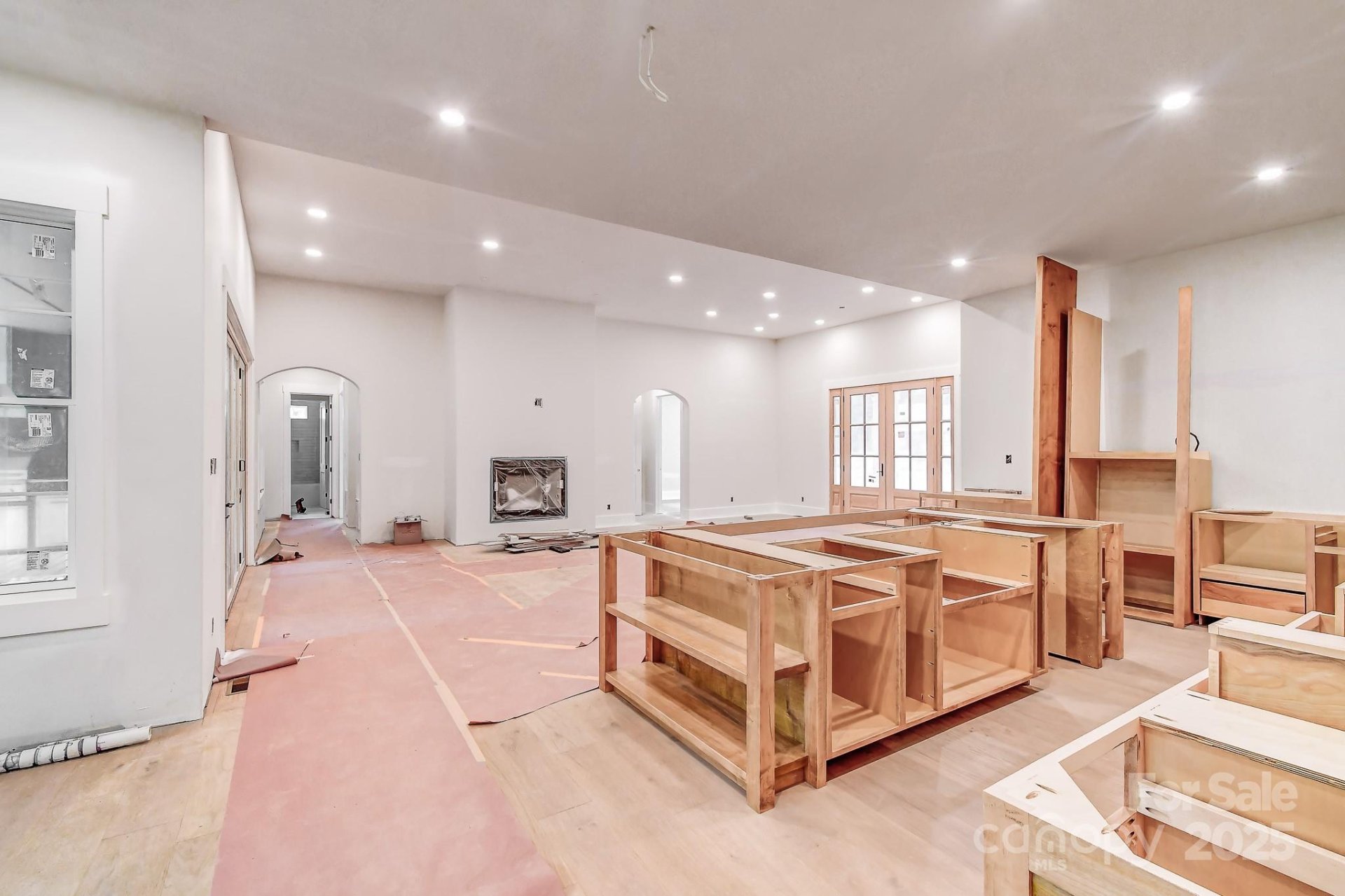 Property image 3 at 574 Skytop Farm Lane, Hendersonville, NC 28791