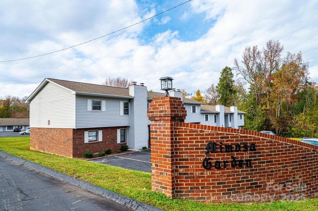 Property image 1 at 123 23rd Street, Hickory, NC 28601