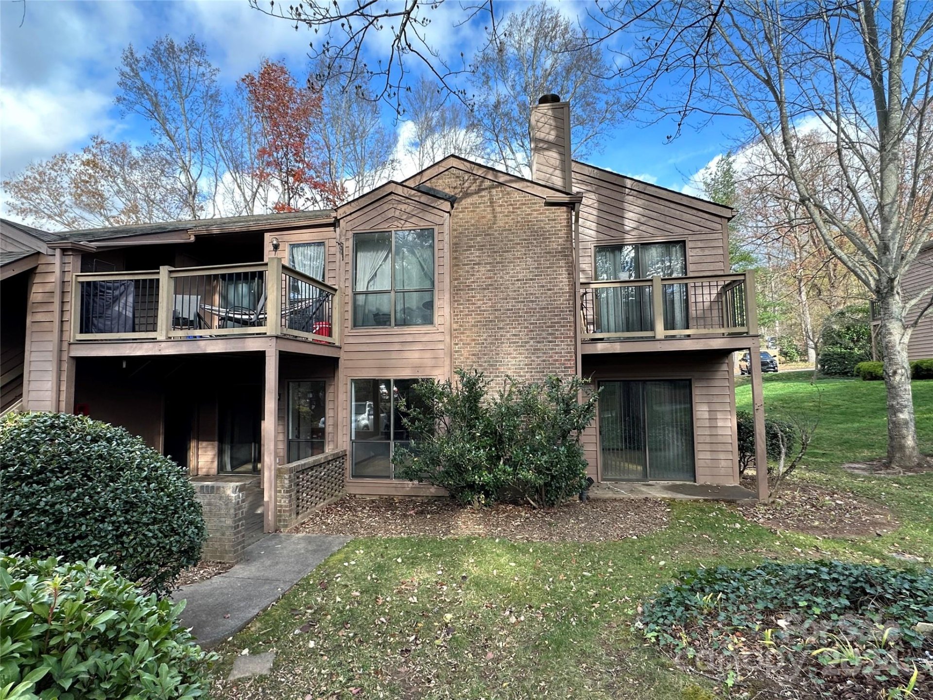 Property image 2 at 15 Ravencroft Lane, Asheville, NC 28803