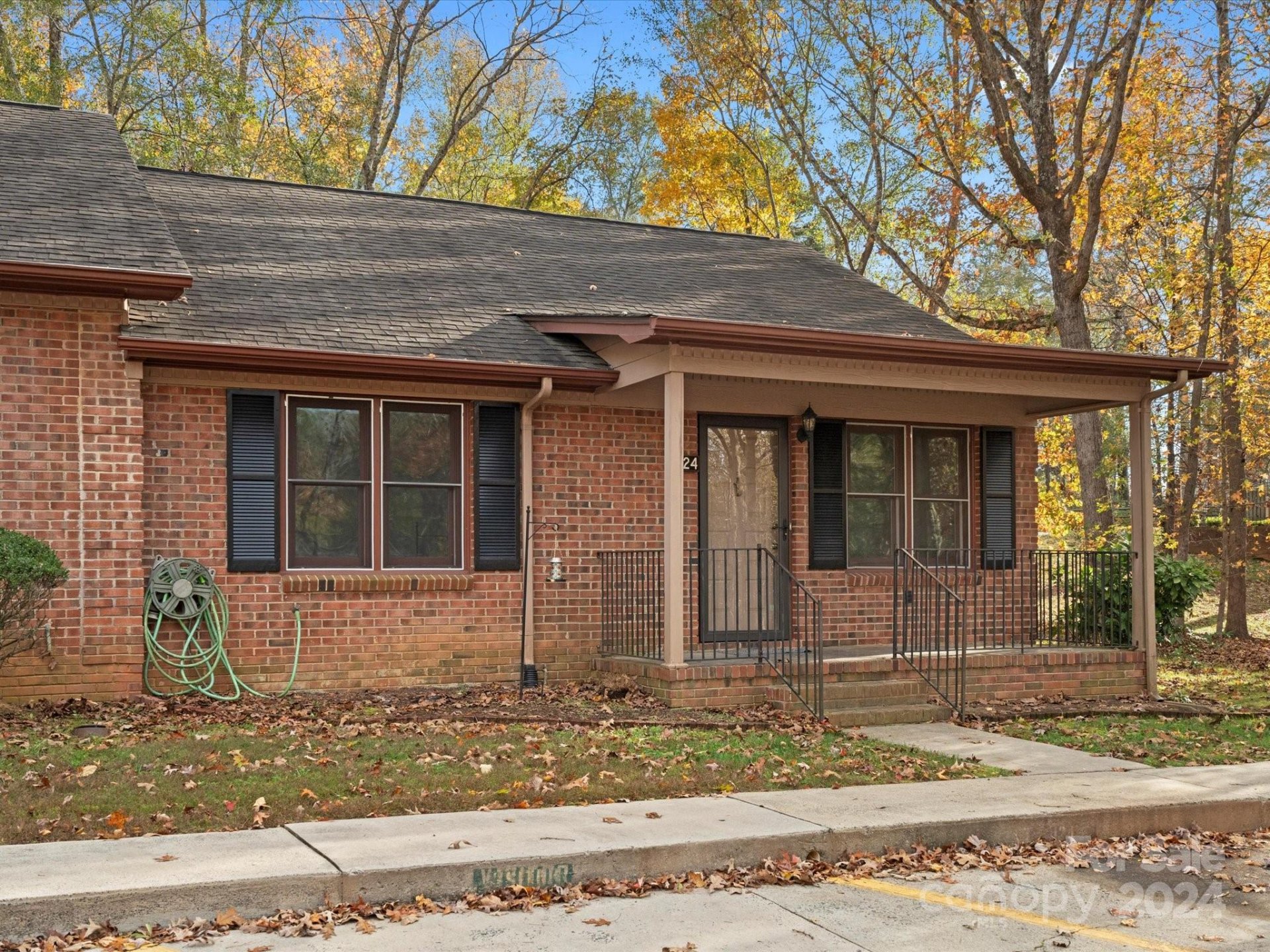Property image 2 at 124 Ashleigh Court, Fort Mill, SC 29715