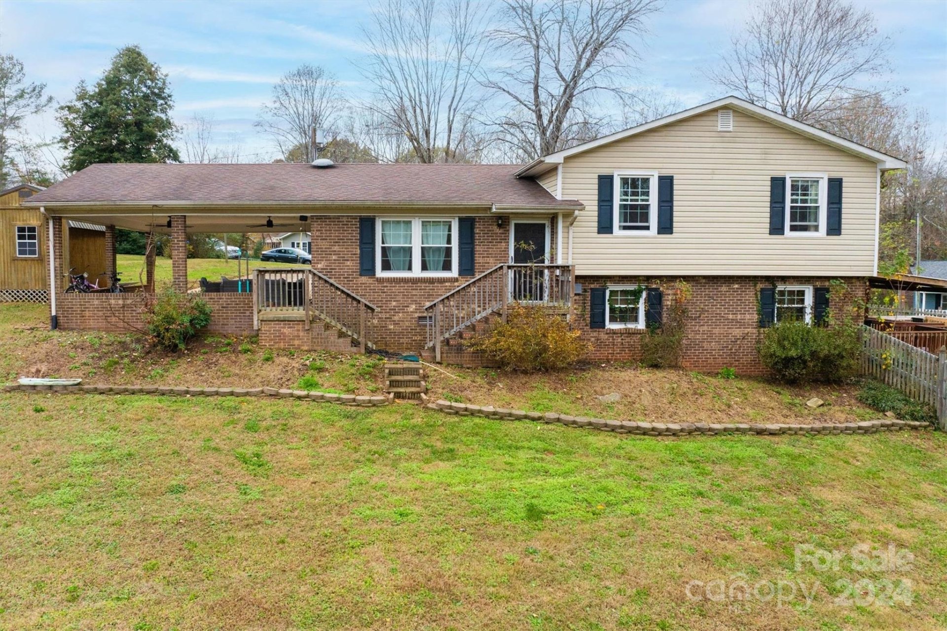 Property image 2 at 3842 22nd Street Court, Hickory, NC 28601