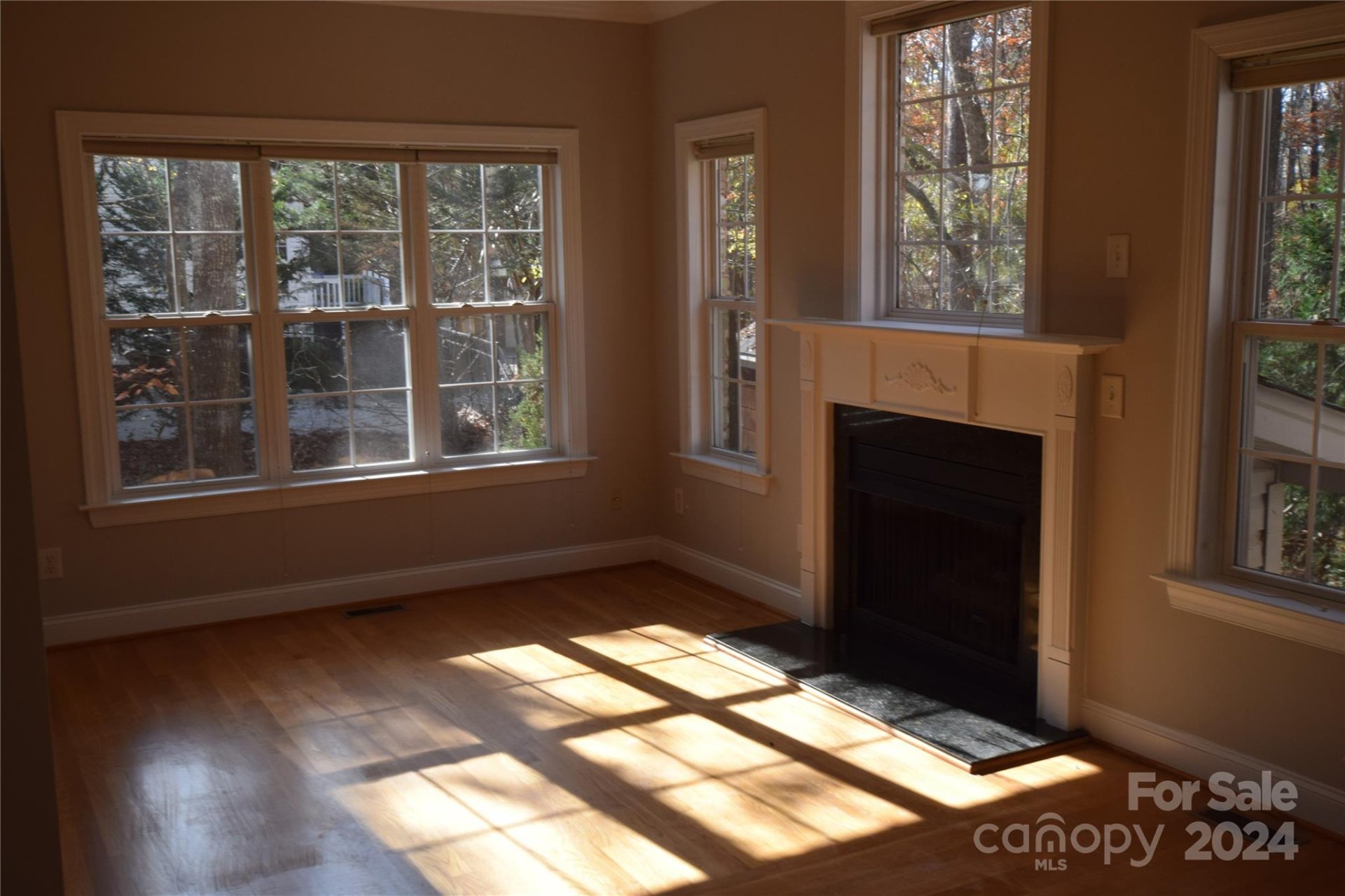 Property image 3 at 809 Pine Forest Road, Charlotte, NC 28214